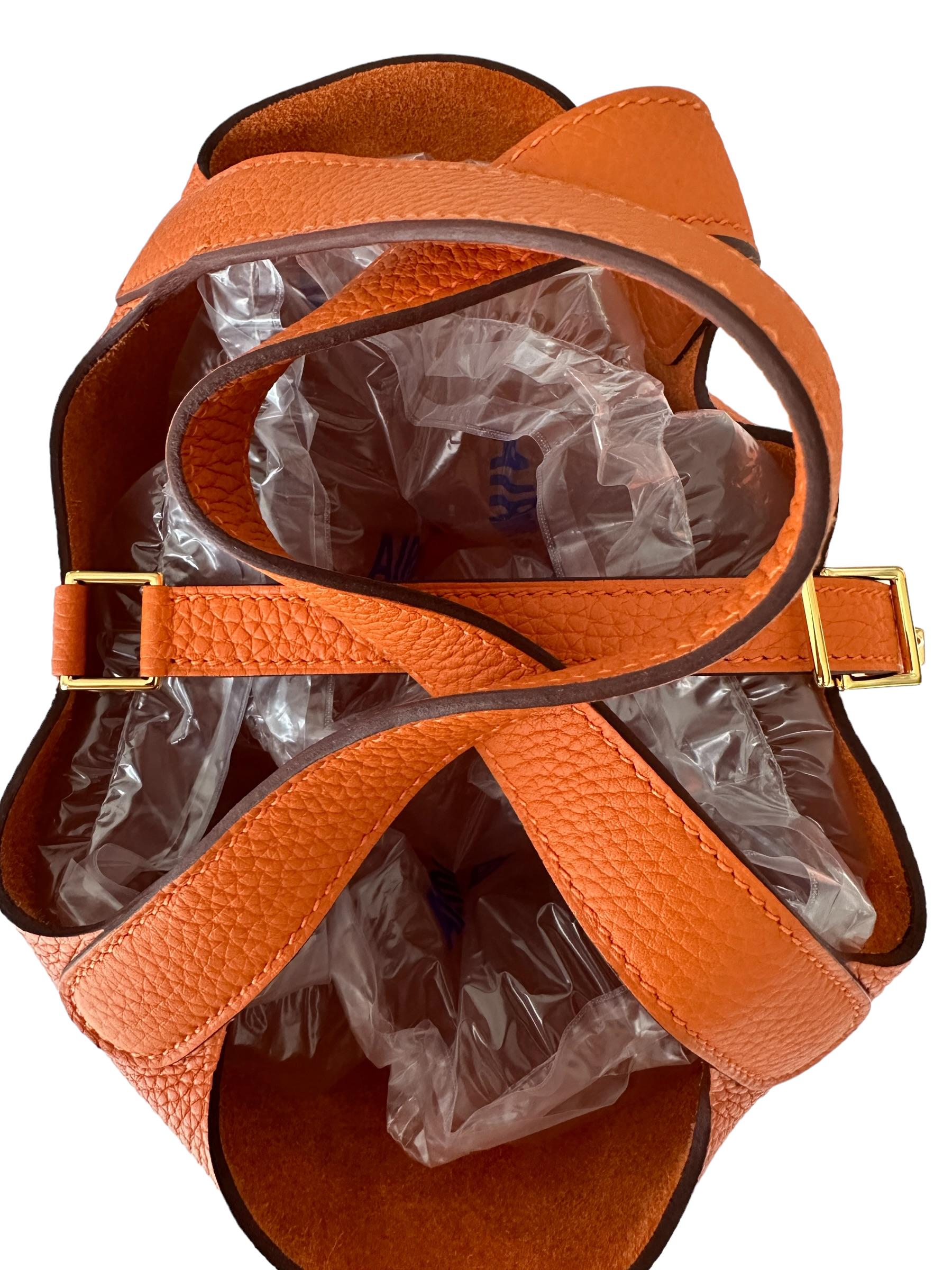 Women's or Men's Hermes Orange Picotin Lock Bag 18cm Gold Hardware