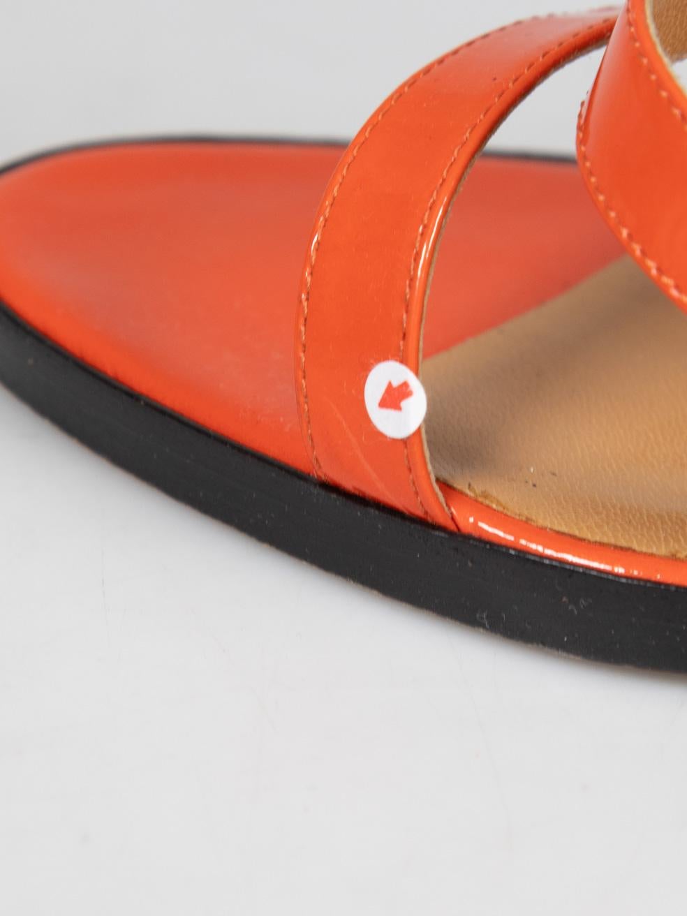 Sandales à talons Hermès Orange Sanguine Patent Taille IT 38 en vente 3