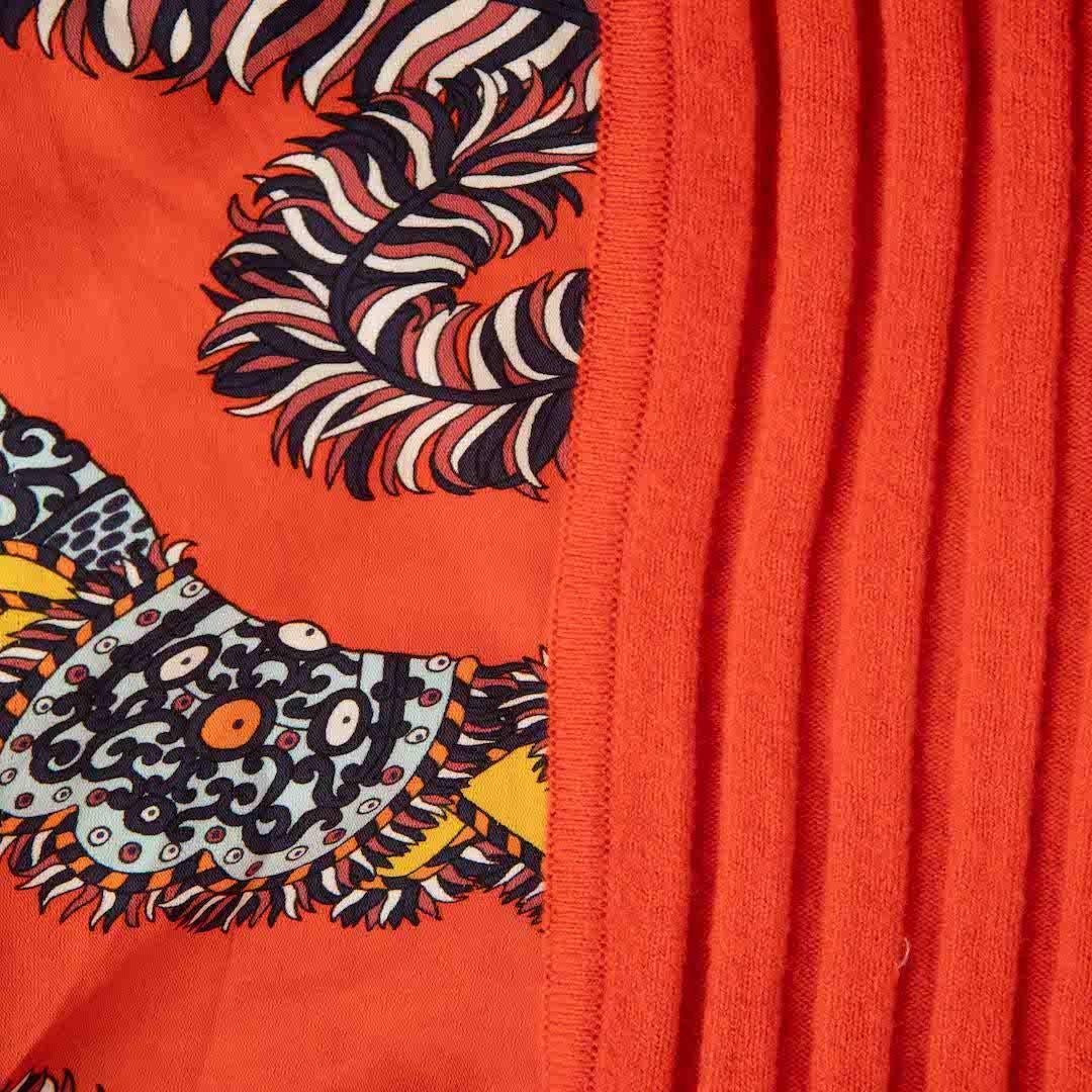 Women's Hermès Orange Silk Abstract Ribbed Knit Top Size L