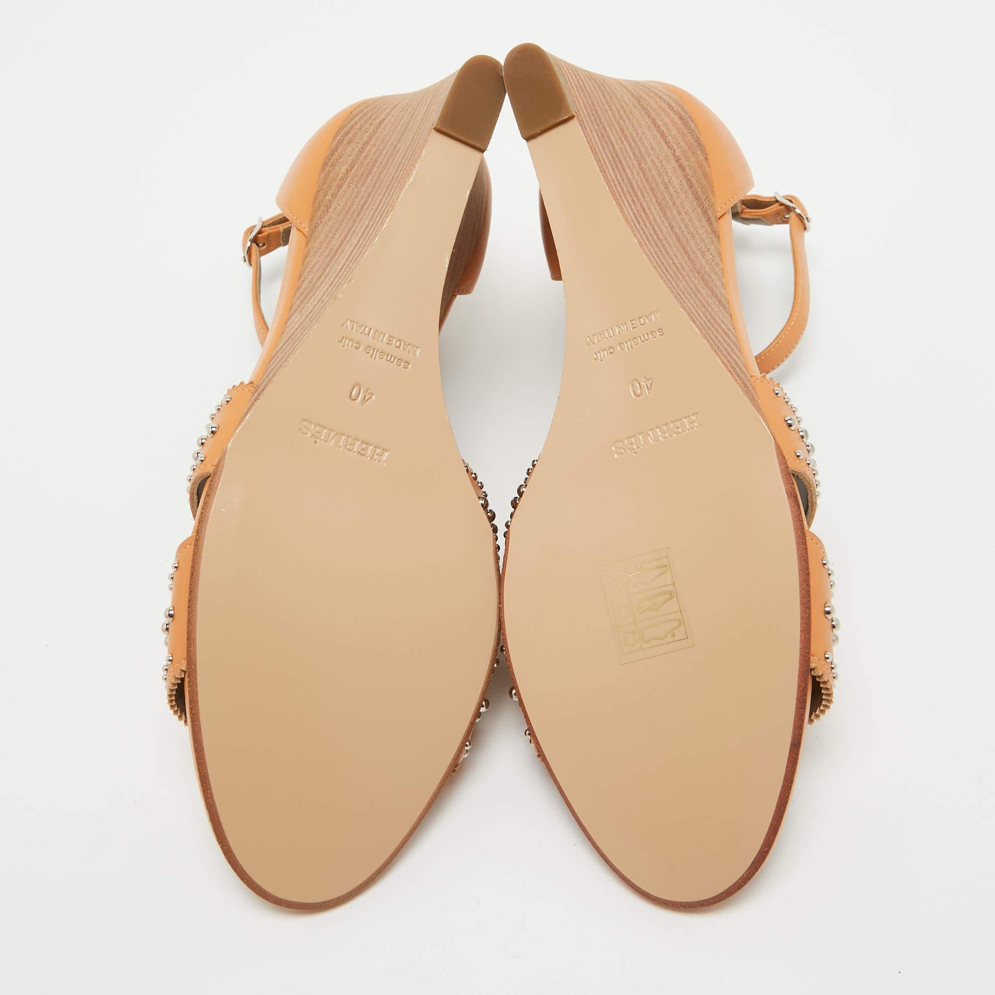 Hermes Orange Studded Leather Legend Wedge Sandals Size 40 For Sale 4