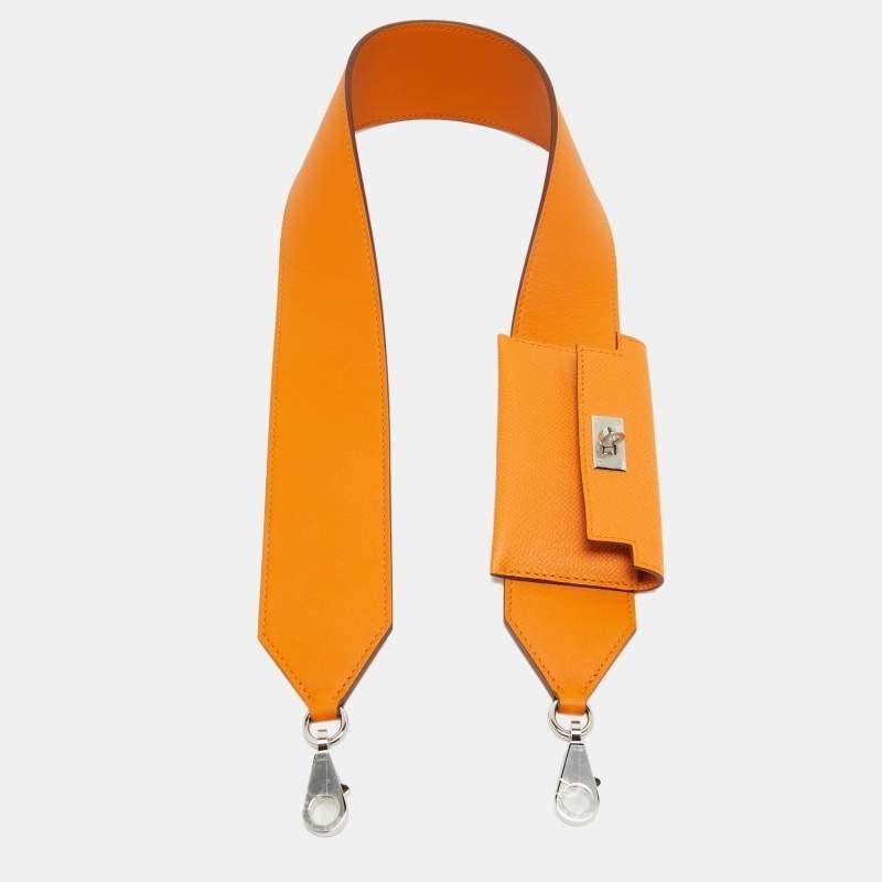 Lend your bag a luxe makeover with this stunning Hermes bag strap. Made from Swift and Epsom leather as well as silver-tone metal, you can use it to carry your favorite handbags in different ways.

Includes: Original Dustbag, Original Box

