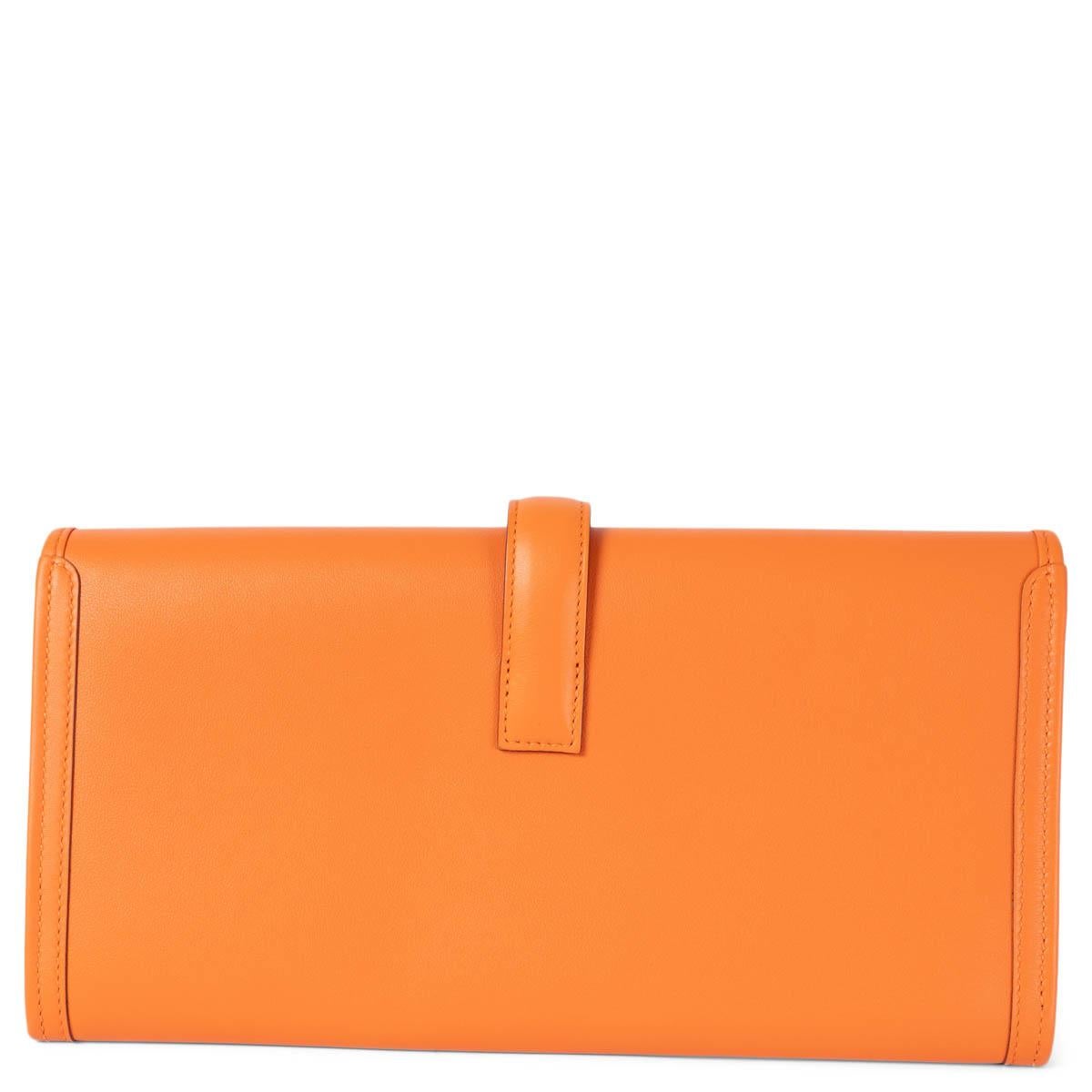 HERMES orange Swift leather JIGE 29 Clutch Bag In Excellent Condition For Sale In Zürich, CH
