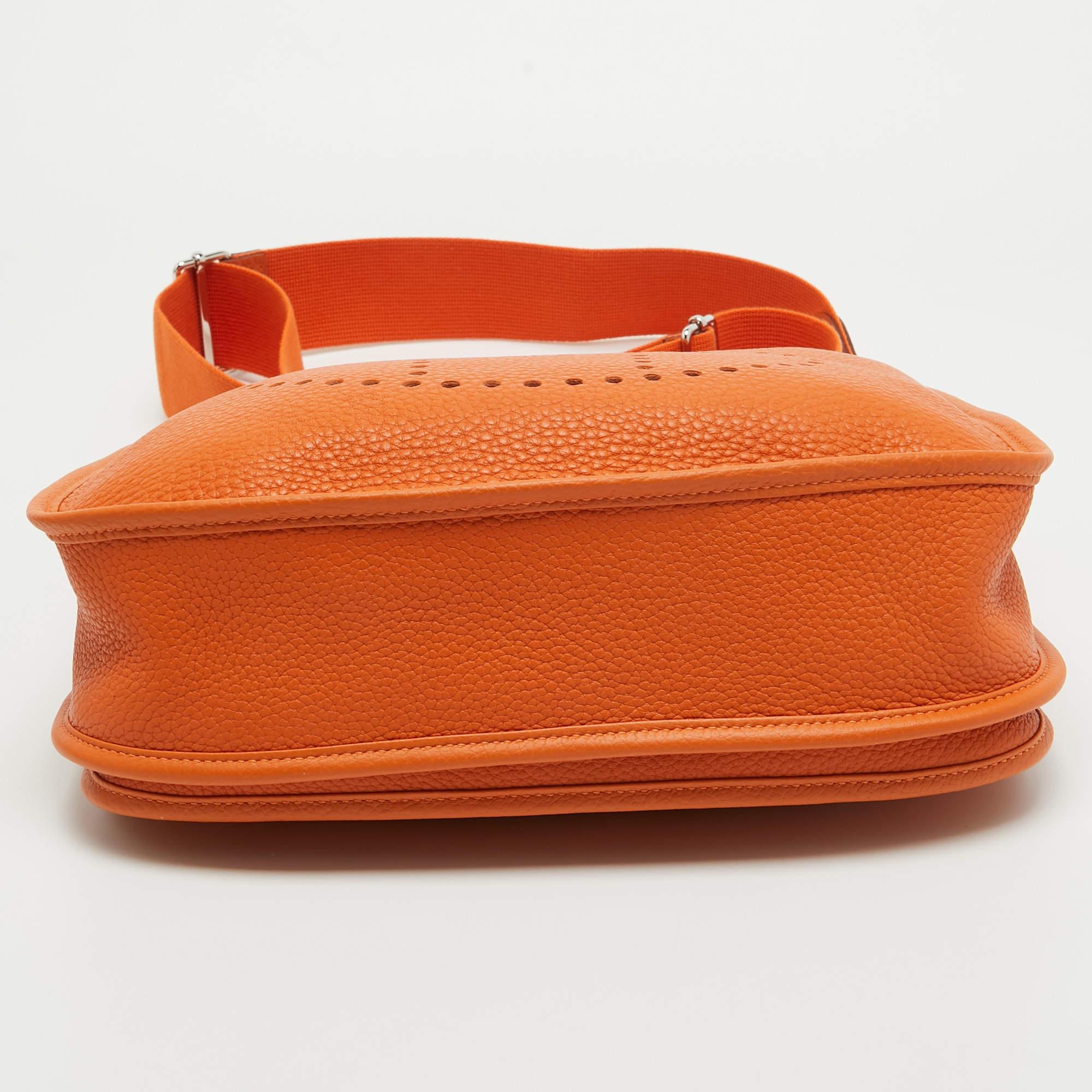 Hermes Orange Taurillon Clemence Leather Evelyne III PM Bag In Excellent Condition In Dubai, Al Qouz 2