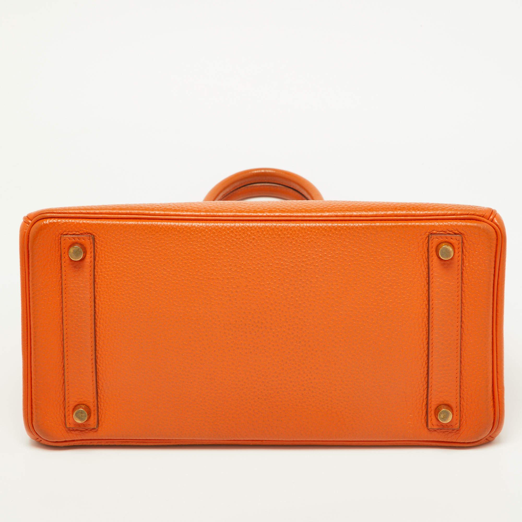 Hermes Orange Togo Leather Gold Hardware HAC Birkin 32 Bag en vente 7
