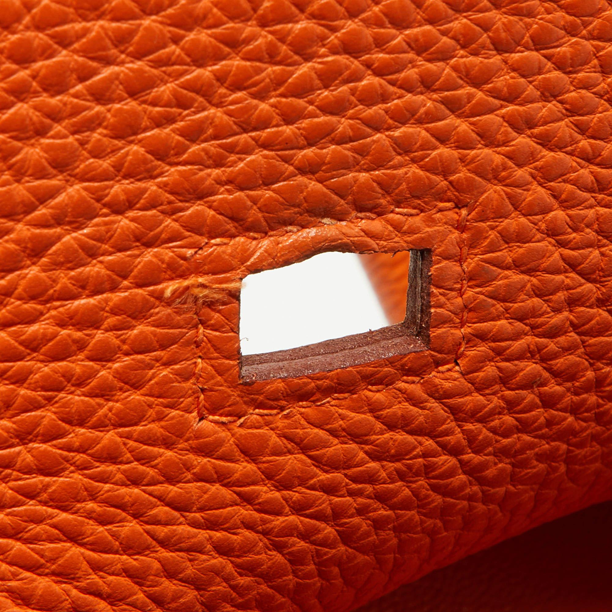 Hermes Orange Togo Leather Gold Hardware HAC Birkin 32 Bag en vente 2