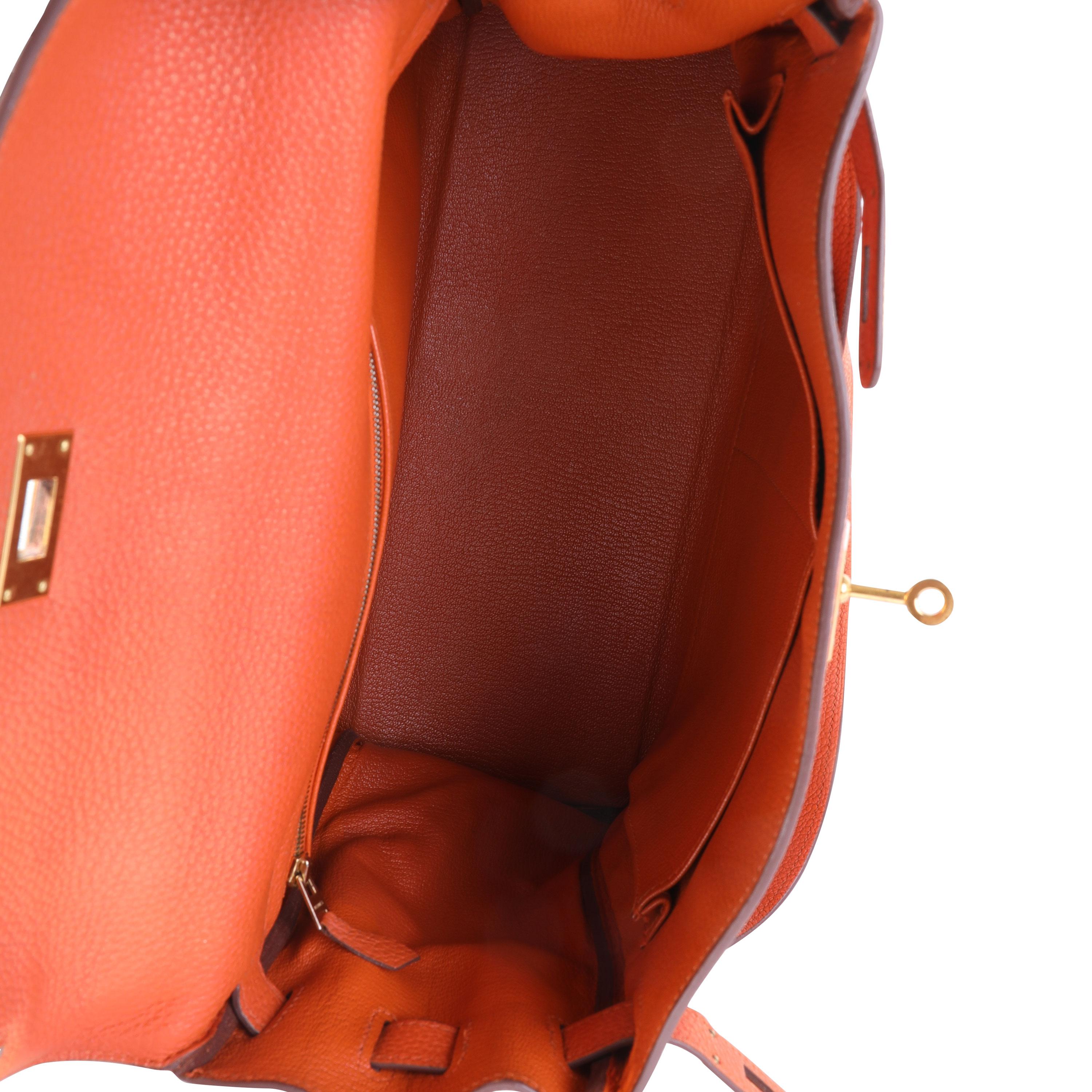 Hermès Orange Togo Retourne Kelly 32 GHW In Excellent Condition For Sale In New York, NY