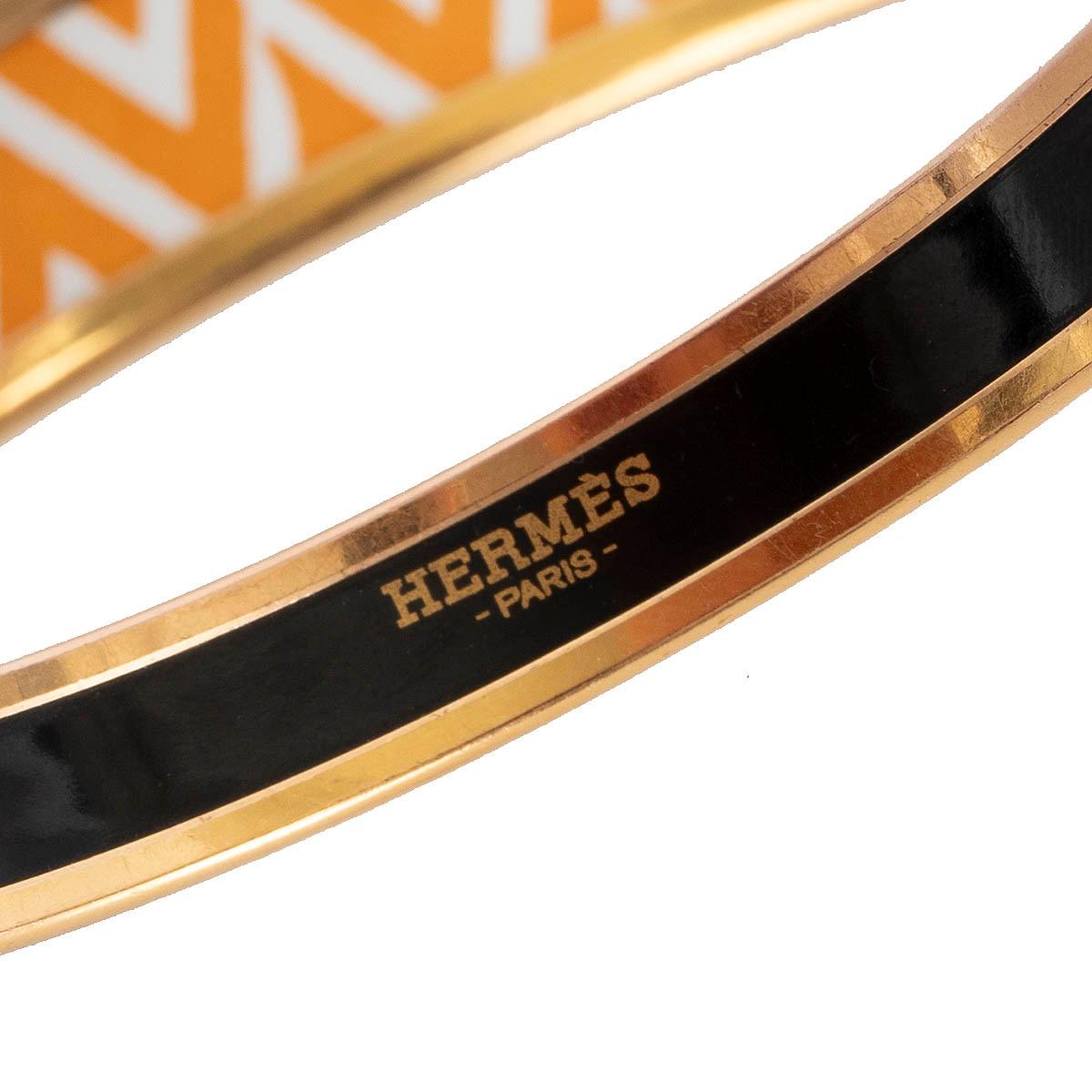 HERMES orange weiß ZIGZAG ENAMEL Armspange Armband 65 im Zustand „Hervorragend“ im Angebot in Zürich, CH