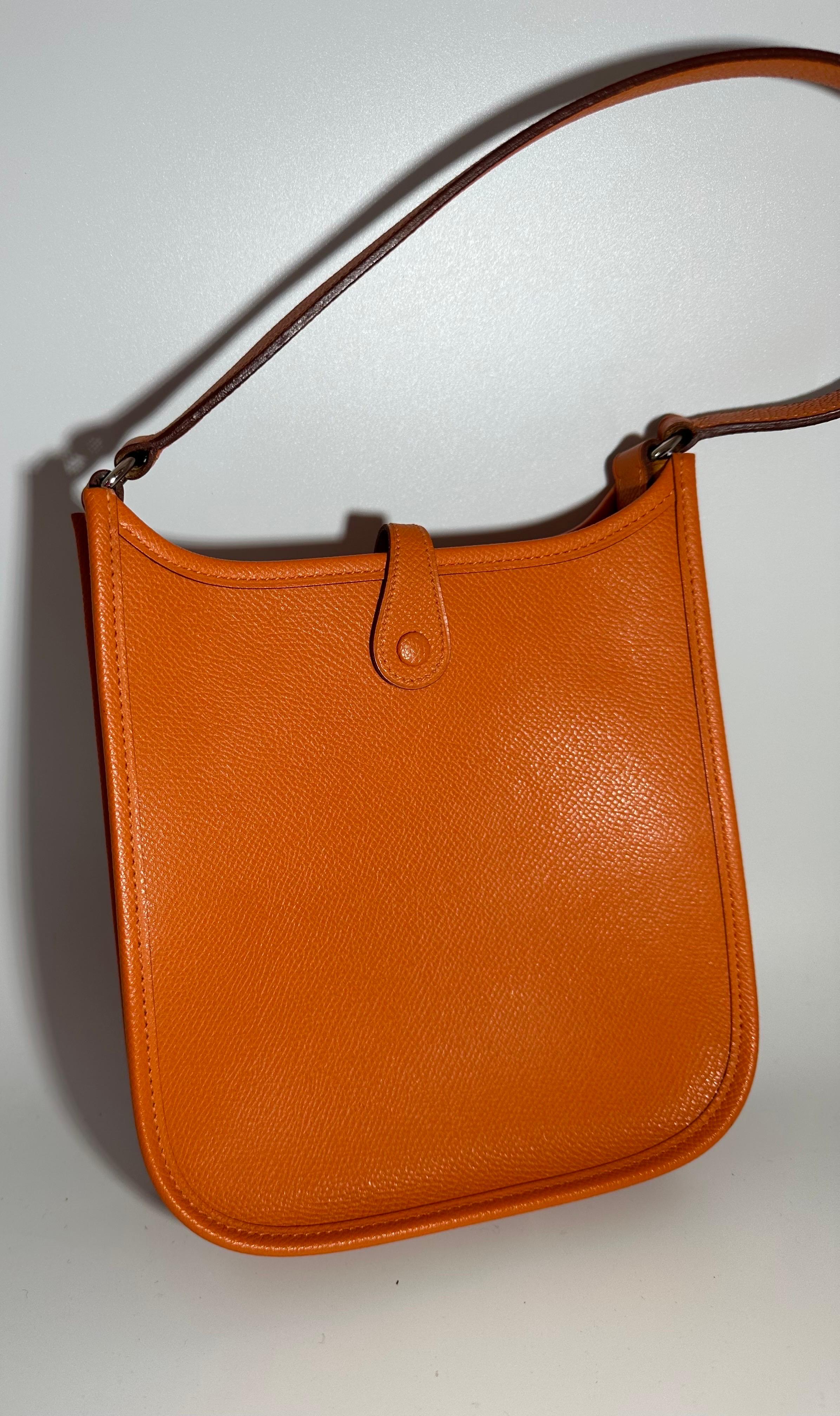 Hermès  Oranges Leather Small MINI Bag, Excellent condition like new For Sale 6
