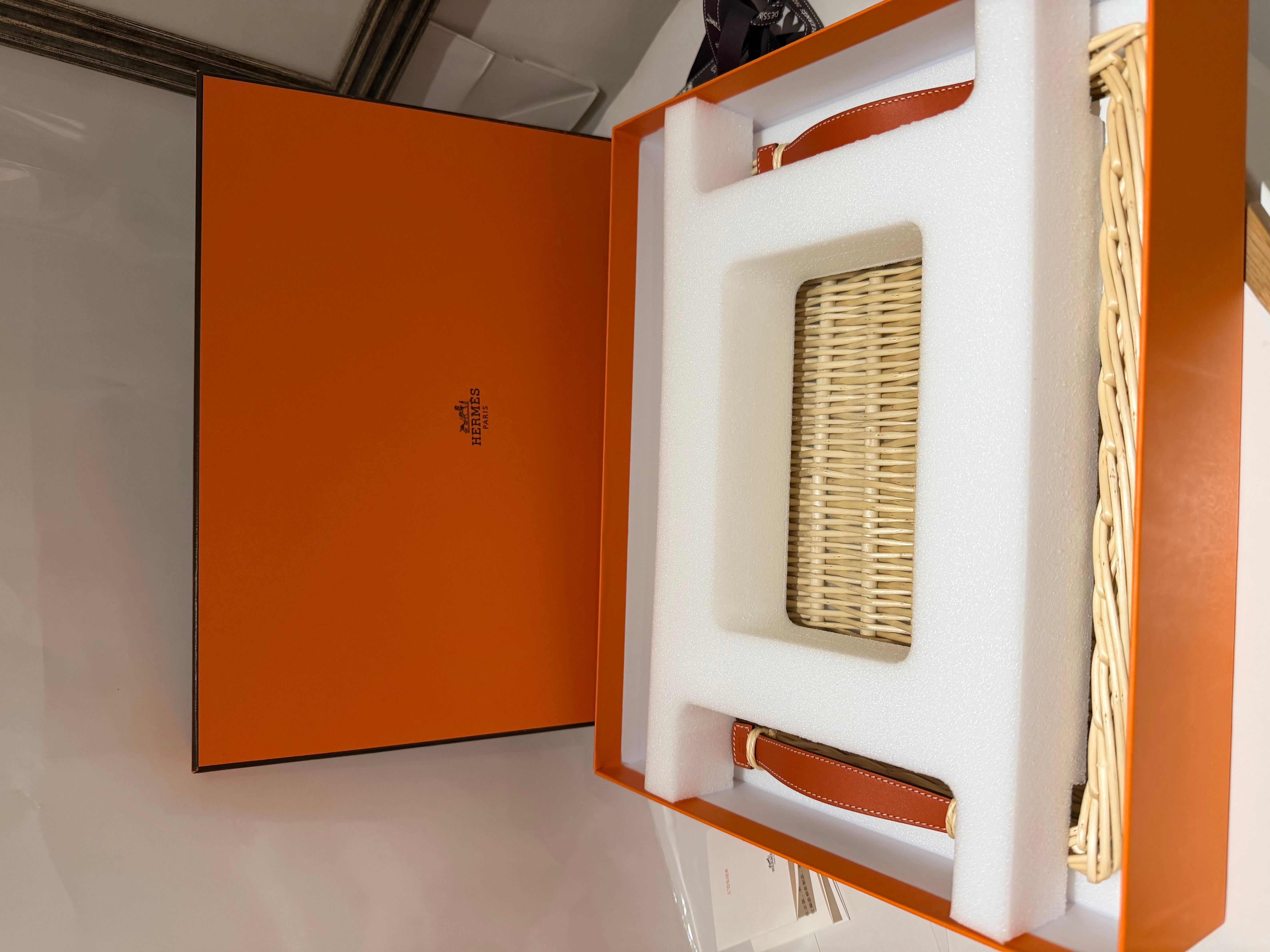 Bandeja de mimbre Hermes Oseraie en venta 2