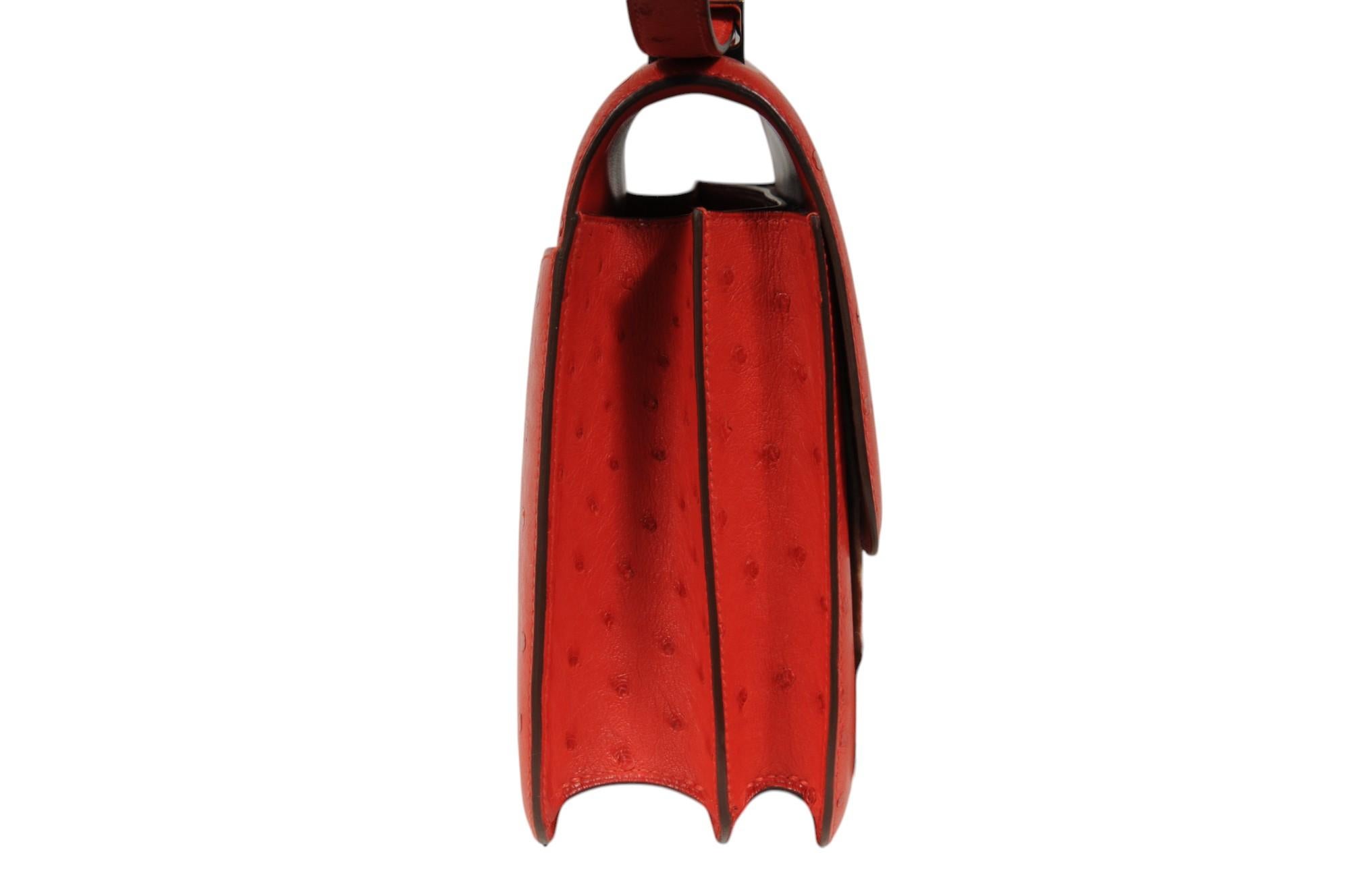 Hermes Ostrich Constance 24 Rouge Stamp Crossbody Red ASA937 For Sale 3