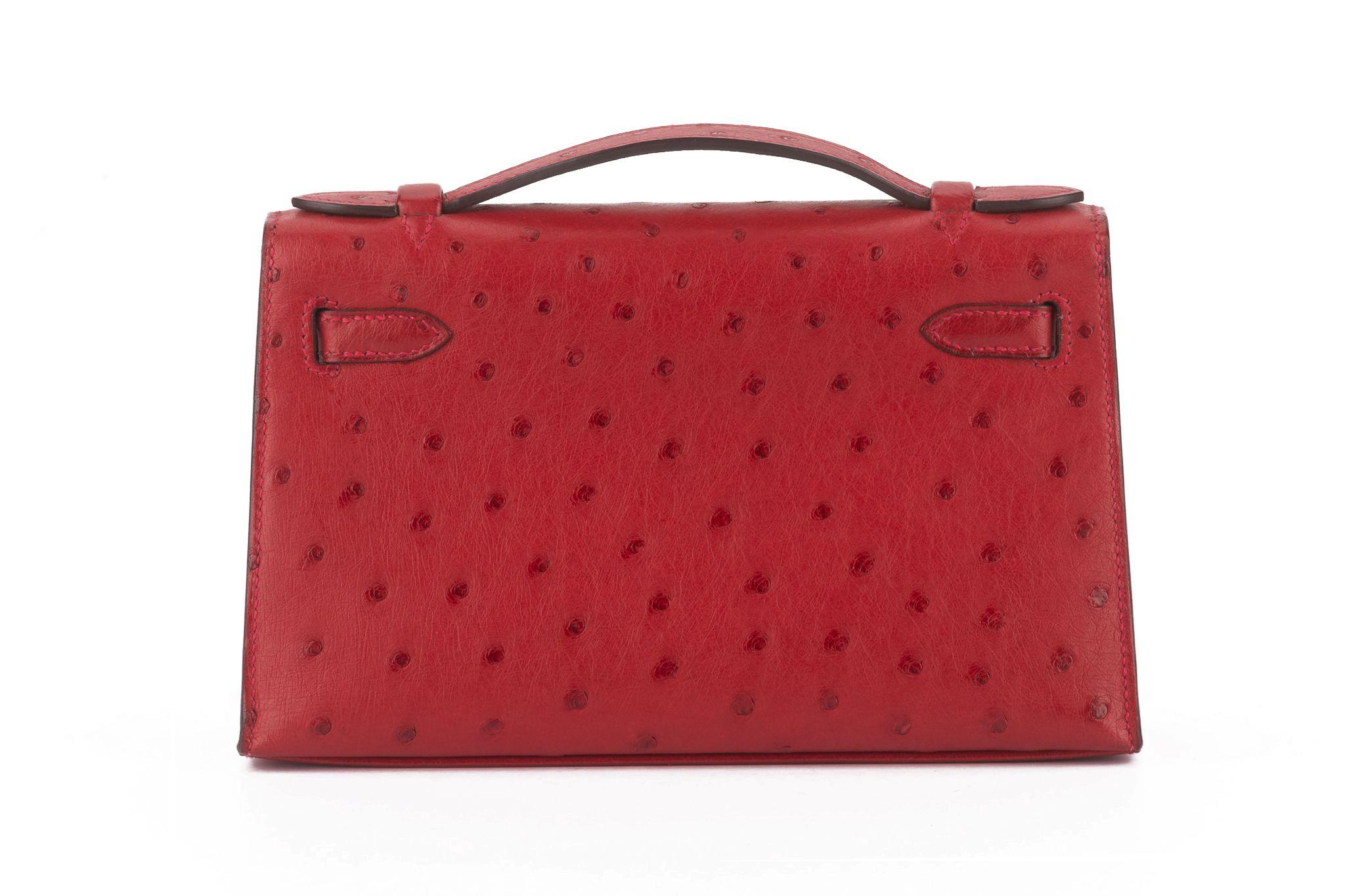 Hermès Ostrich Kelly Pochette Rouge Pour femmes en vente