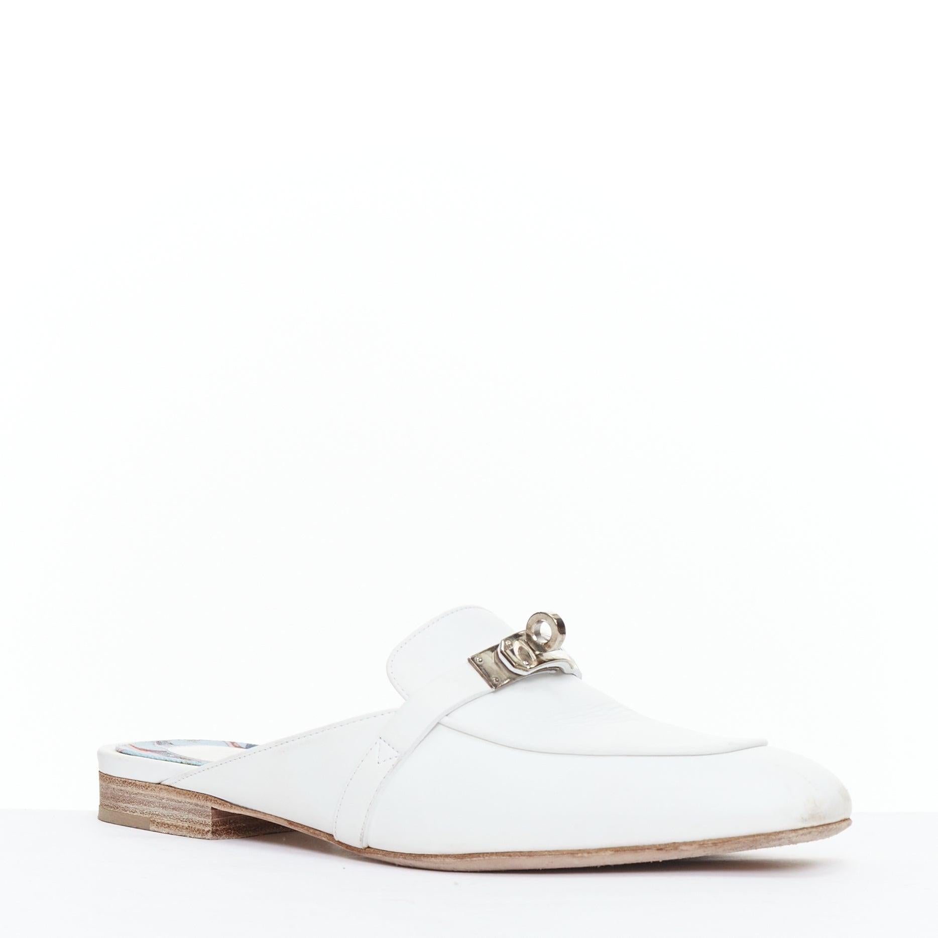Gray HERMES Oz white calfskin leather silver Kelly turnlock mules EU37 For Sale