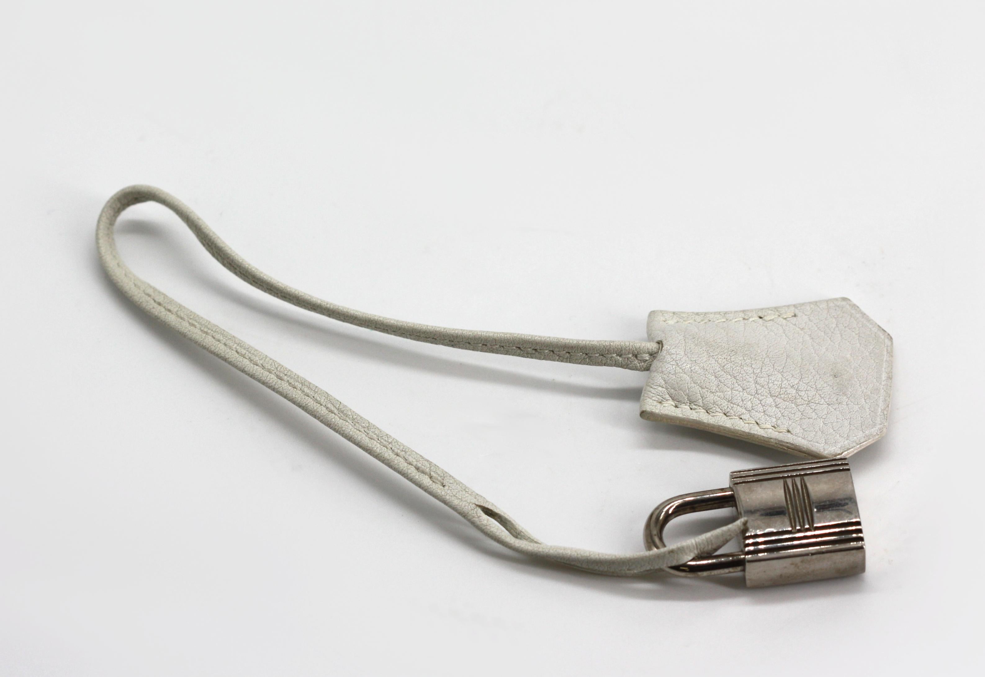 Candado para bolso Hermes Paladio con palanca y dos llaves Gris en venta