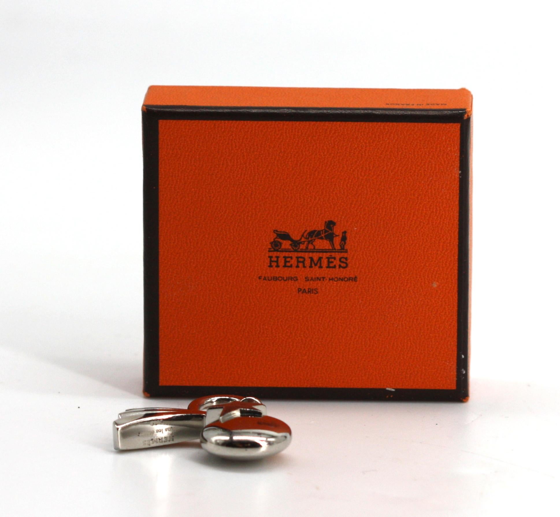 Women's or Men's Hermes Palladium Dans Les Etoile (In The Stars) Charm, 1999 For Sale