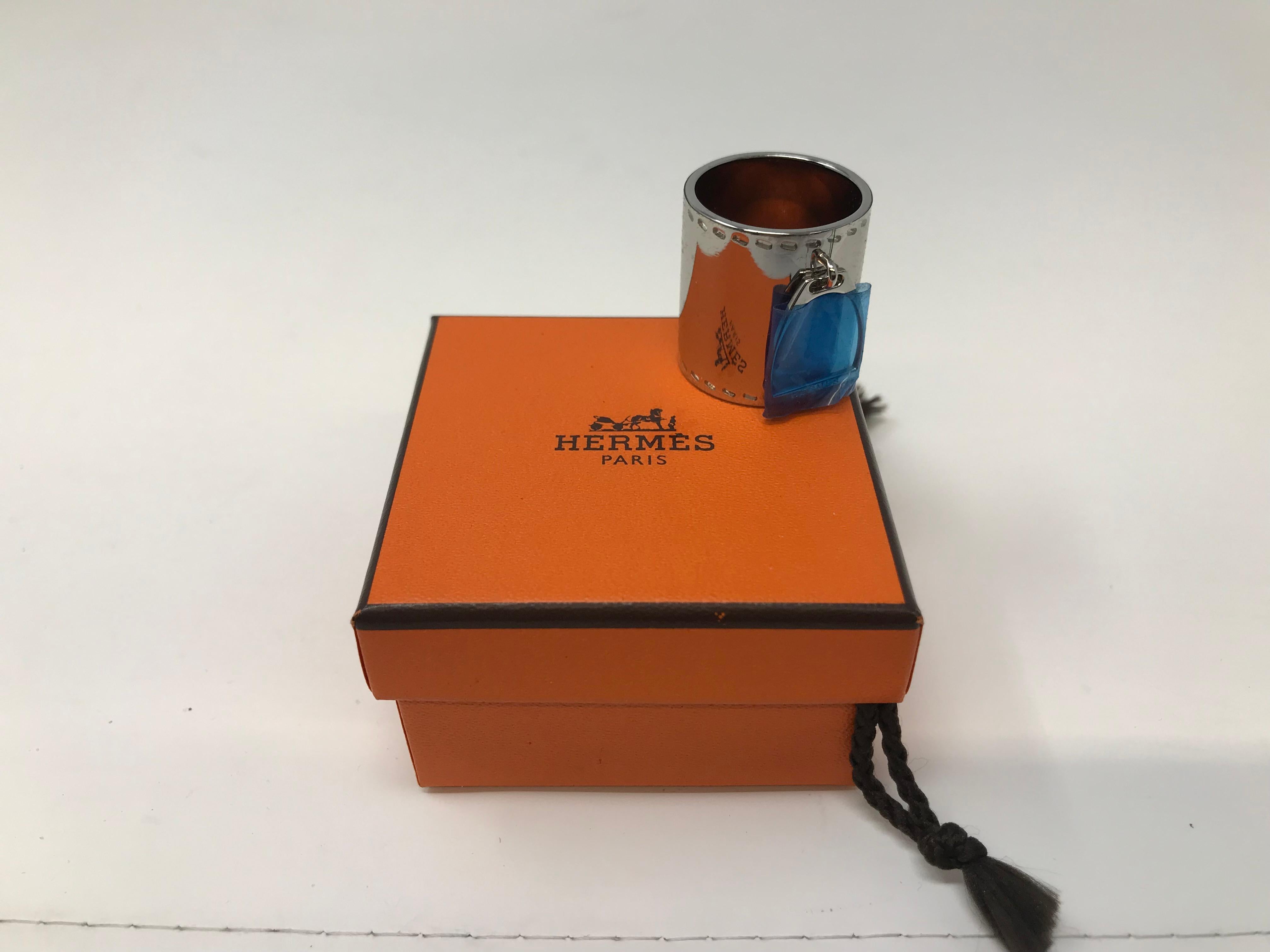 Hermes Palladium Etrier Charm Scarf Ring Unisexe en vente