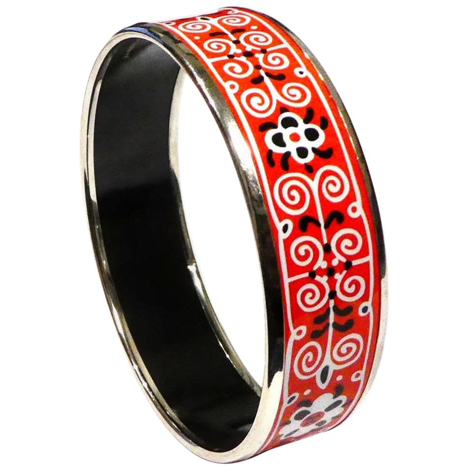 Hermès Palladium-Plated Enamel Bangle Bracelet Red Black White Floral Design