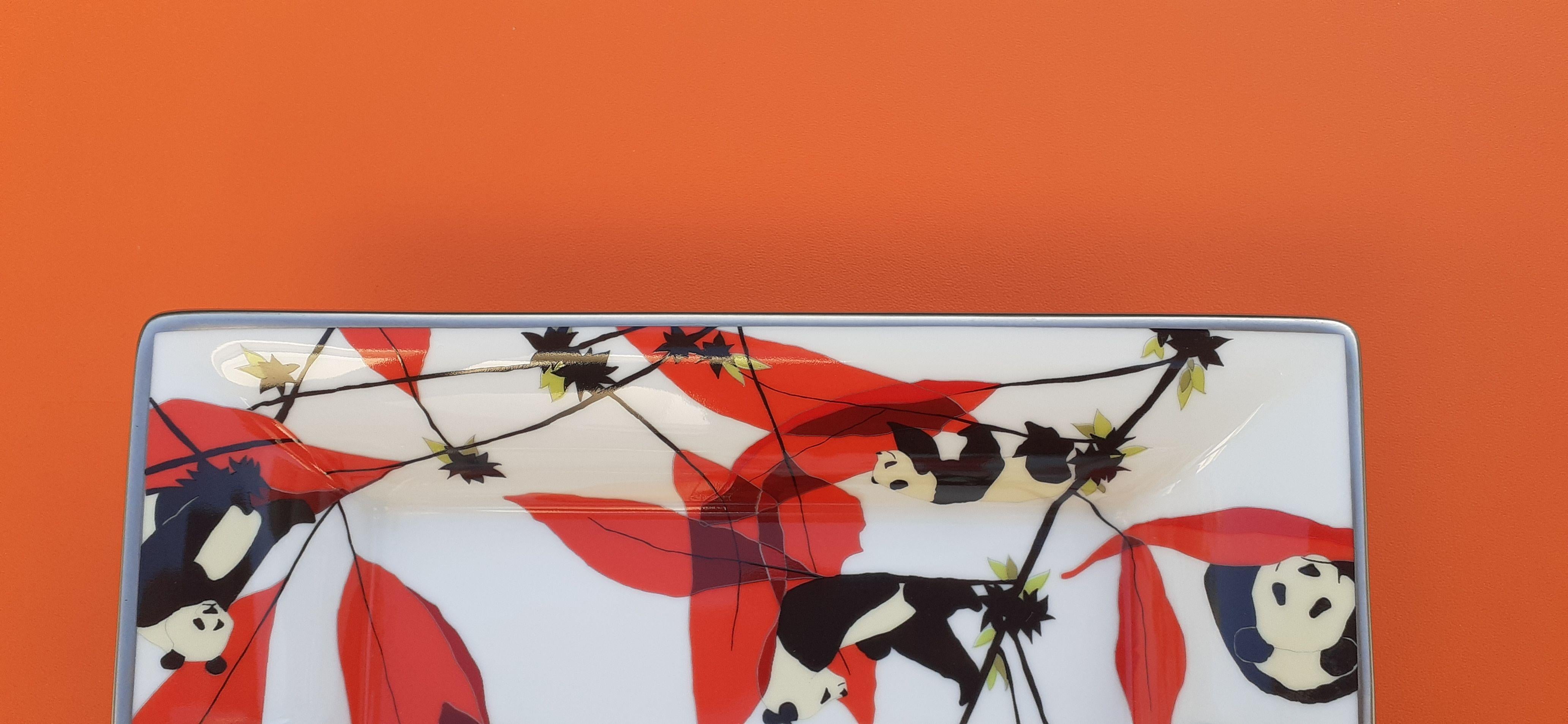 Hermès Panda Bear Print Porzellan Gold Zigarren Aschenbecher ändern Tablett im Angebot 9