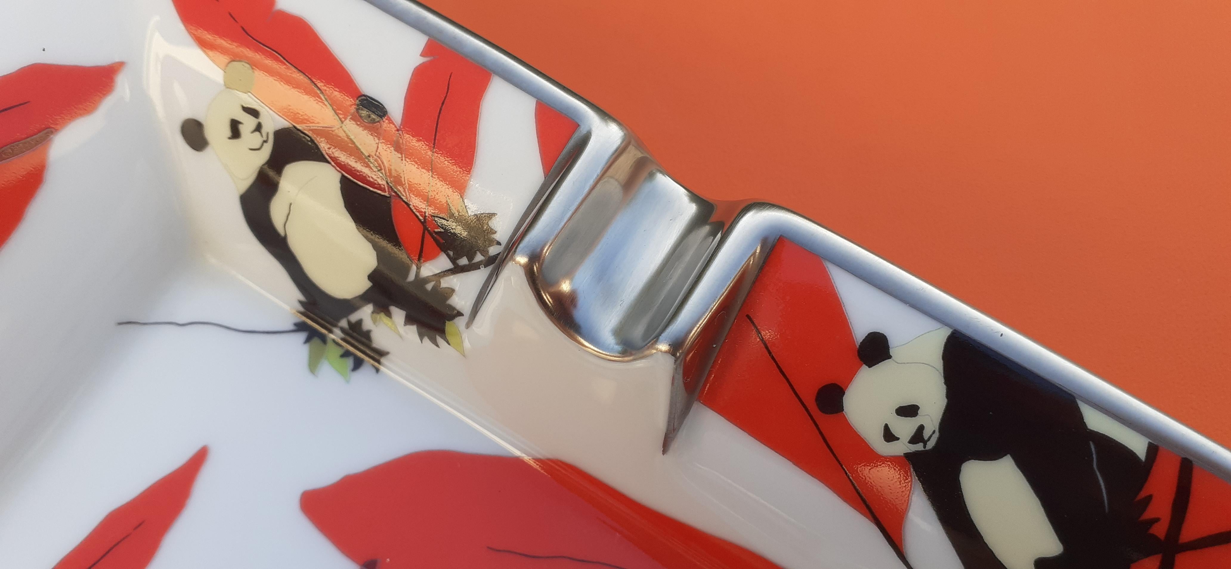 Hermès Panda Bear Print Porzellan Gold Zigarren Aschenbecher ändern Tablett im Angebot 11