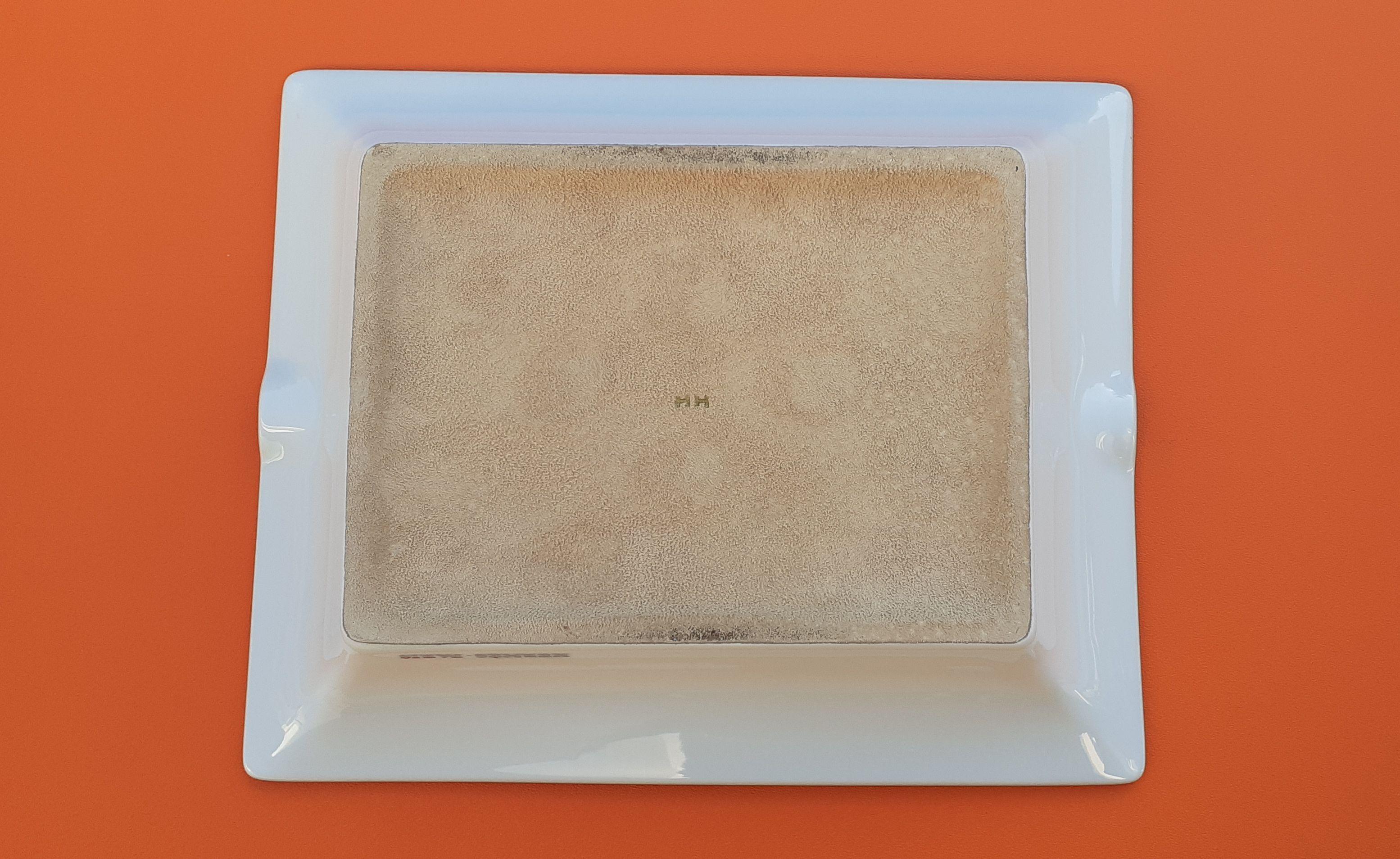 Hermès Panda Bear Print Porzellan Gold Zigarren Aschenbecher ändern Tablett im Angebot 13