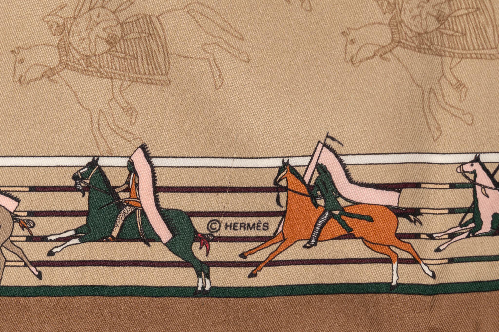 Women's or Men's Hermès Pani Etoupe Triangle Silk Scarf For Sale