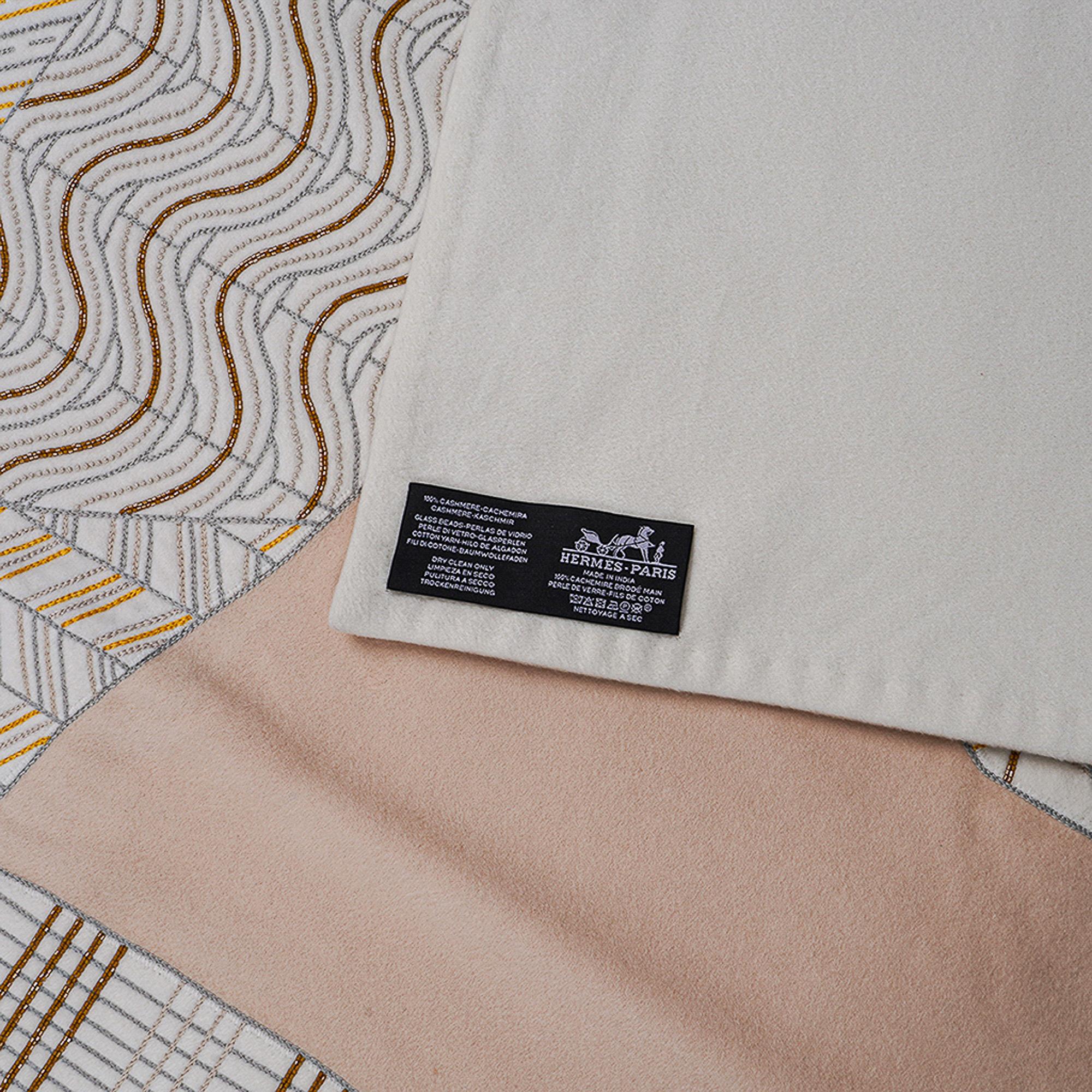 Hermes Panthera Deco Coperta ricamata a mano con perline in cashmere Nuova con scatola in vendita 8