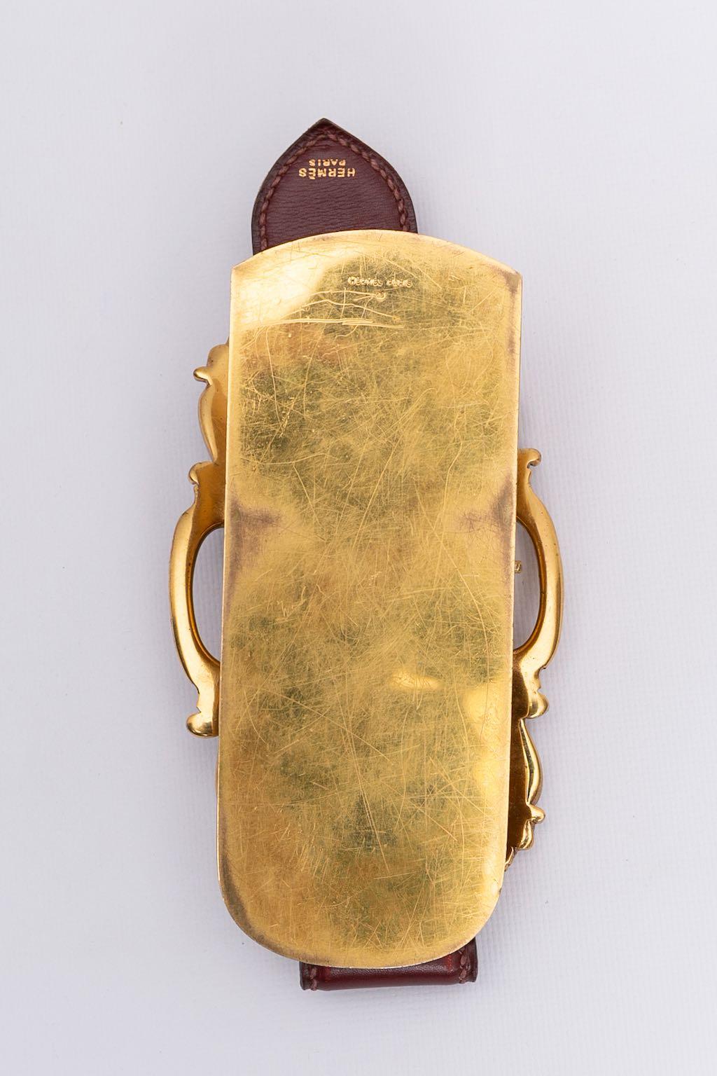 Hermes Paperweight Leather and Gold Plate Belt Buckle In Excellent Condition For Sale In SAINT-OUEN-SUR-SEINE, FR