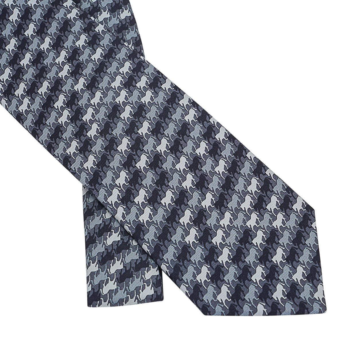 Hermes Parade Tie 7 Gris Fonce Anthracite Gris Claire Silk Twill For Sale 3
