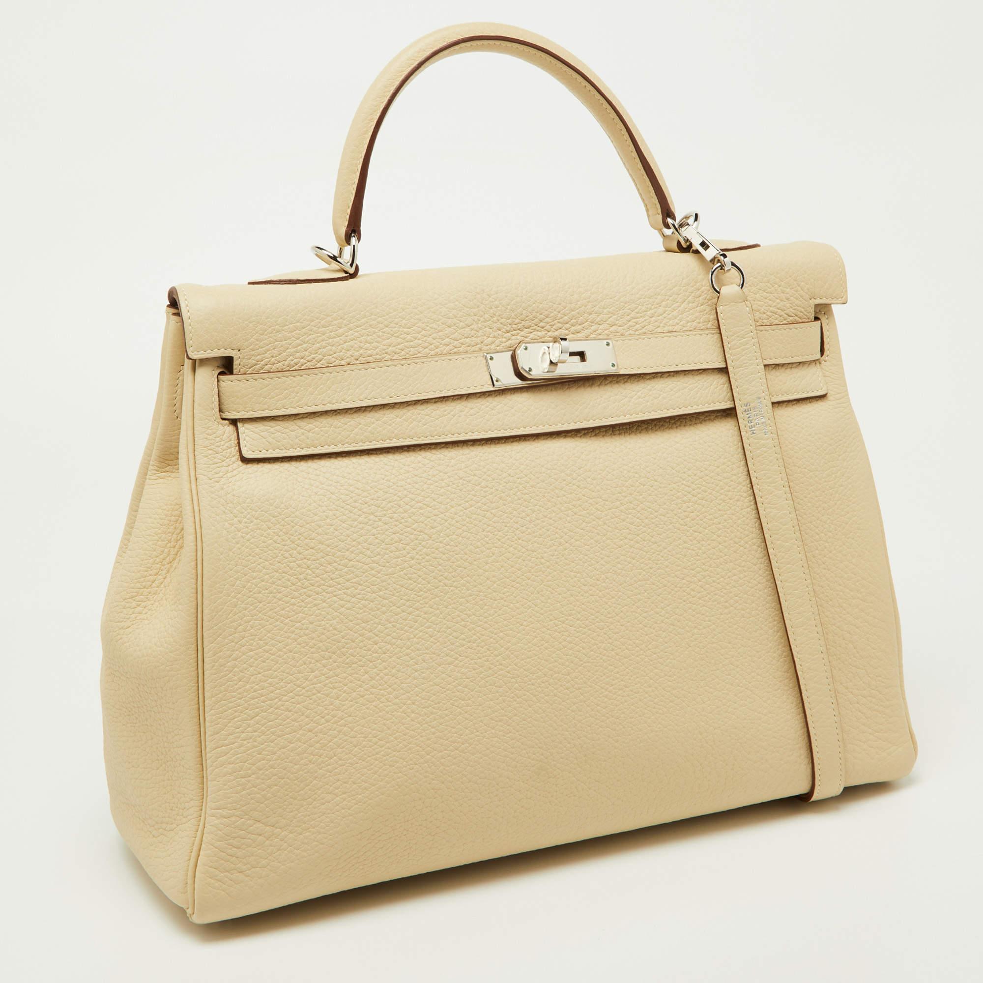 Hermes Parchemin Taurillon Leather Palladium Finish Kelly Retourne 35 Bag In Excellent Condition In Dubai, Al Qouz 2