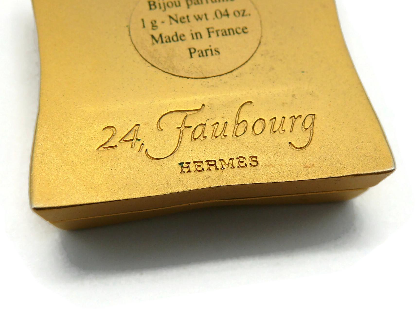 HERMES Parfums Vintage 24, Faubourg Pendant Necklace For Sale 14