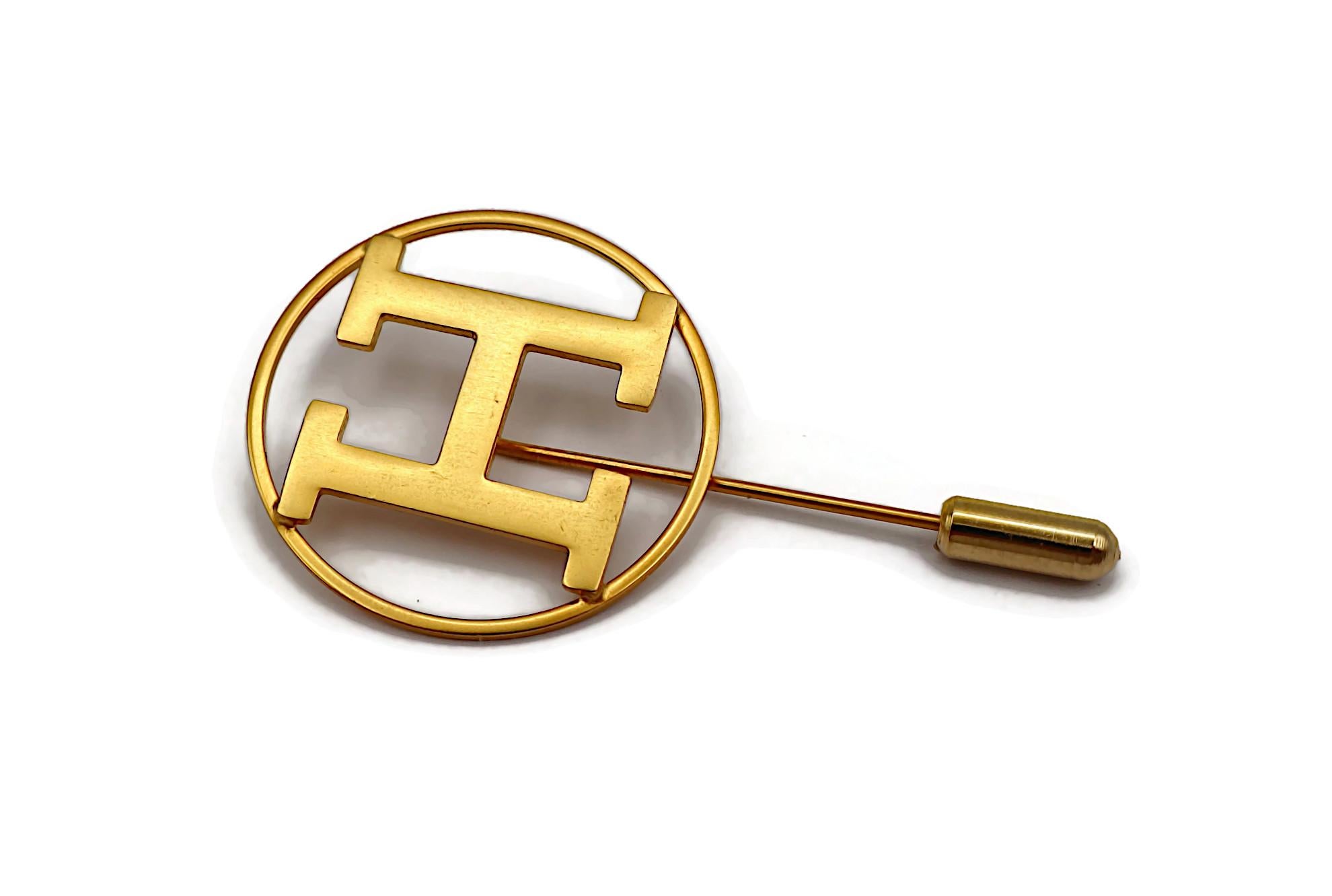HERMES PARFUMS Vintage Gold Tone H Lapel Pin Brooch Bon état à Nice, FR