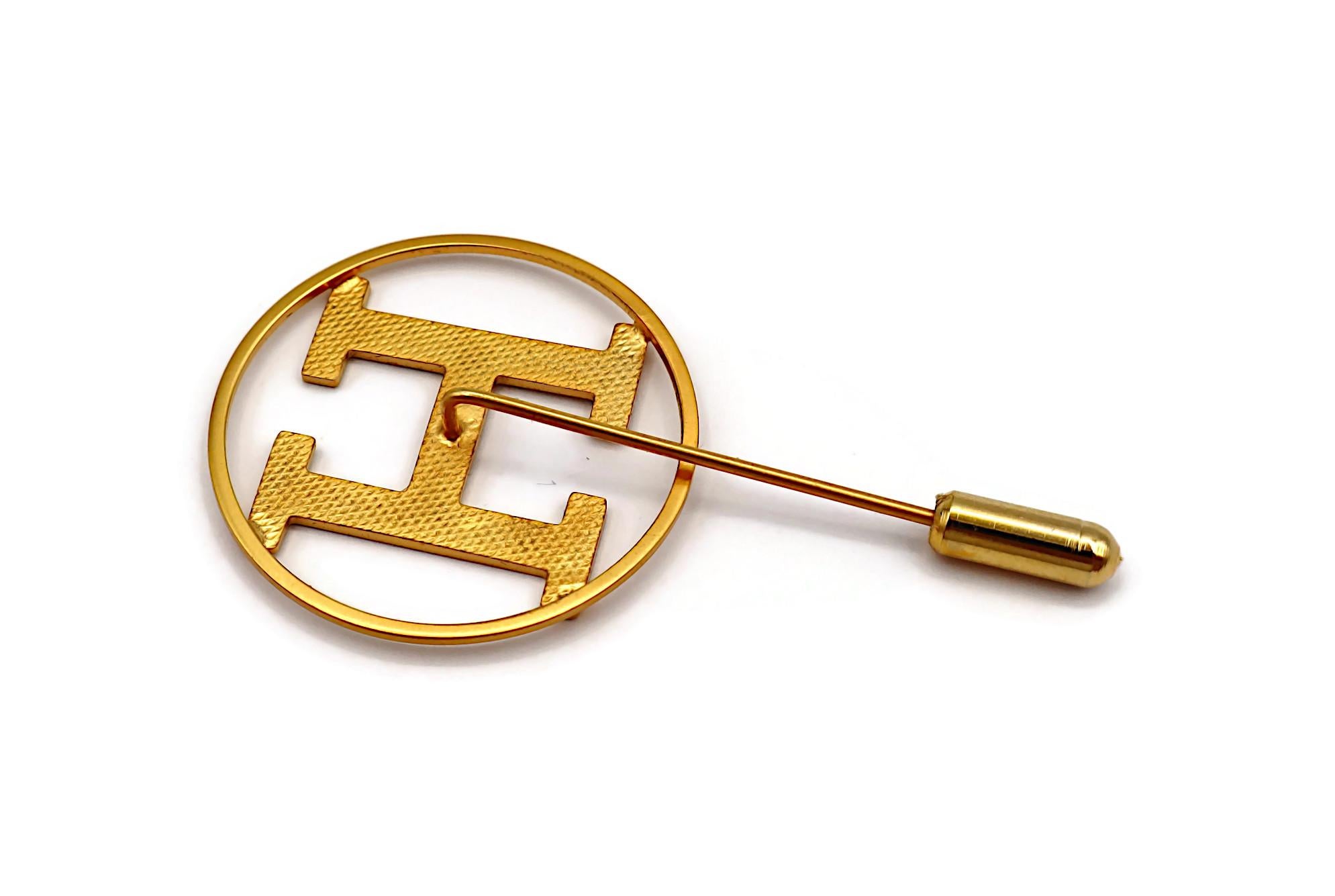 HERMES PARFUMS Vintage Gold Tone H Lapel Pin Brooch 3
