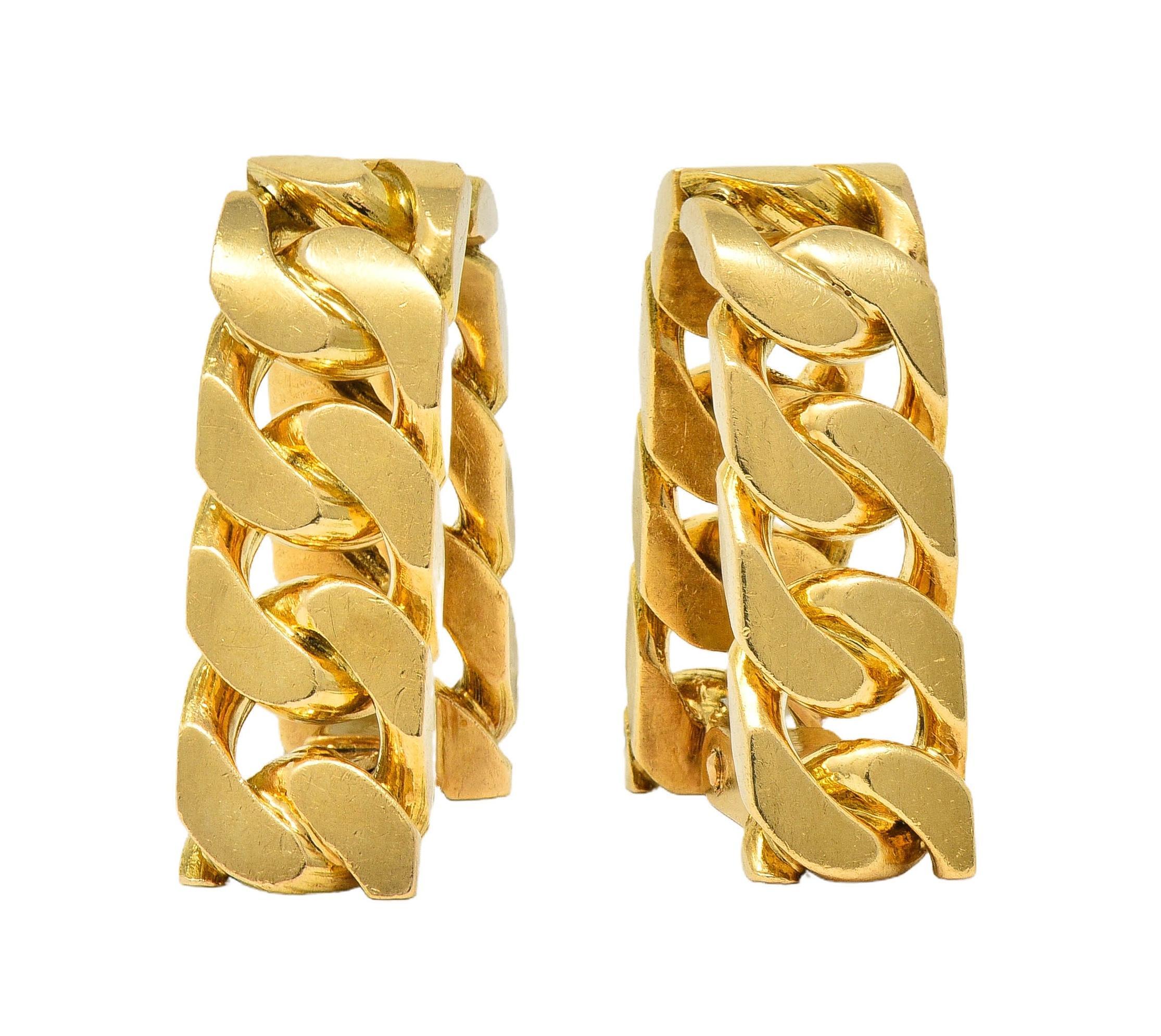 Hermès Paris 18 Karat Yellow Gold Curb Link Vintage French Stirrup Cufflinks In Excellent Condition For Sale In Philadelphia, PA