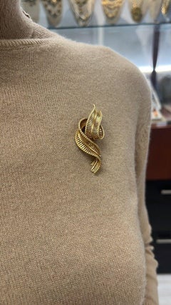 Hermes Paris 18k Yellow Gold Swirl Brooch Vintage & Rare