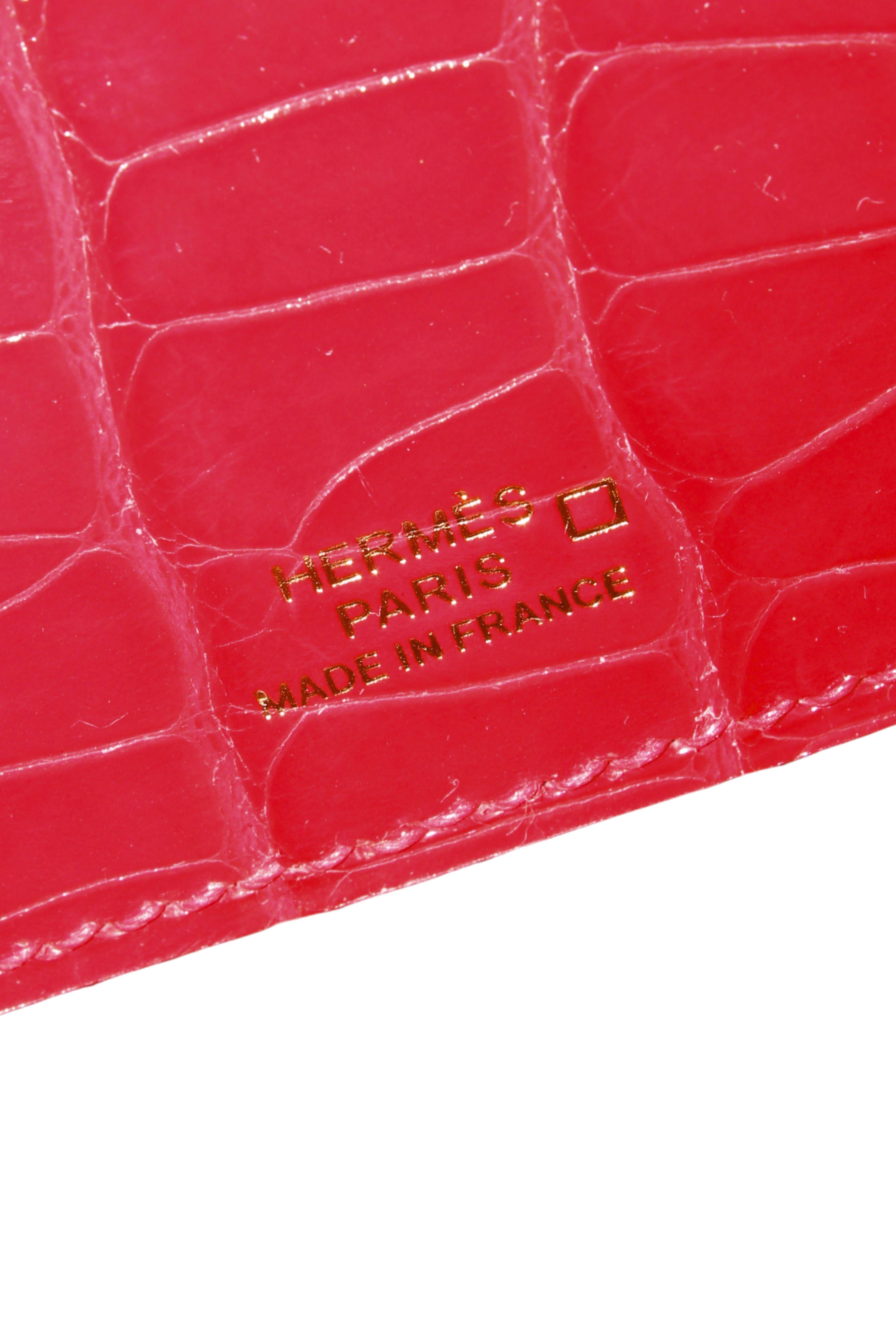 Hermès Paris 2017 Kelly Pochette in Braise Alligator mit Gold-Hardware vollständig eingestellt im Angebot 9