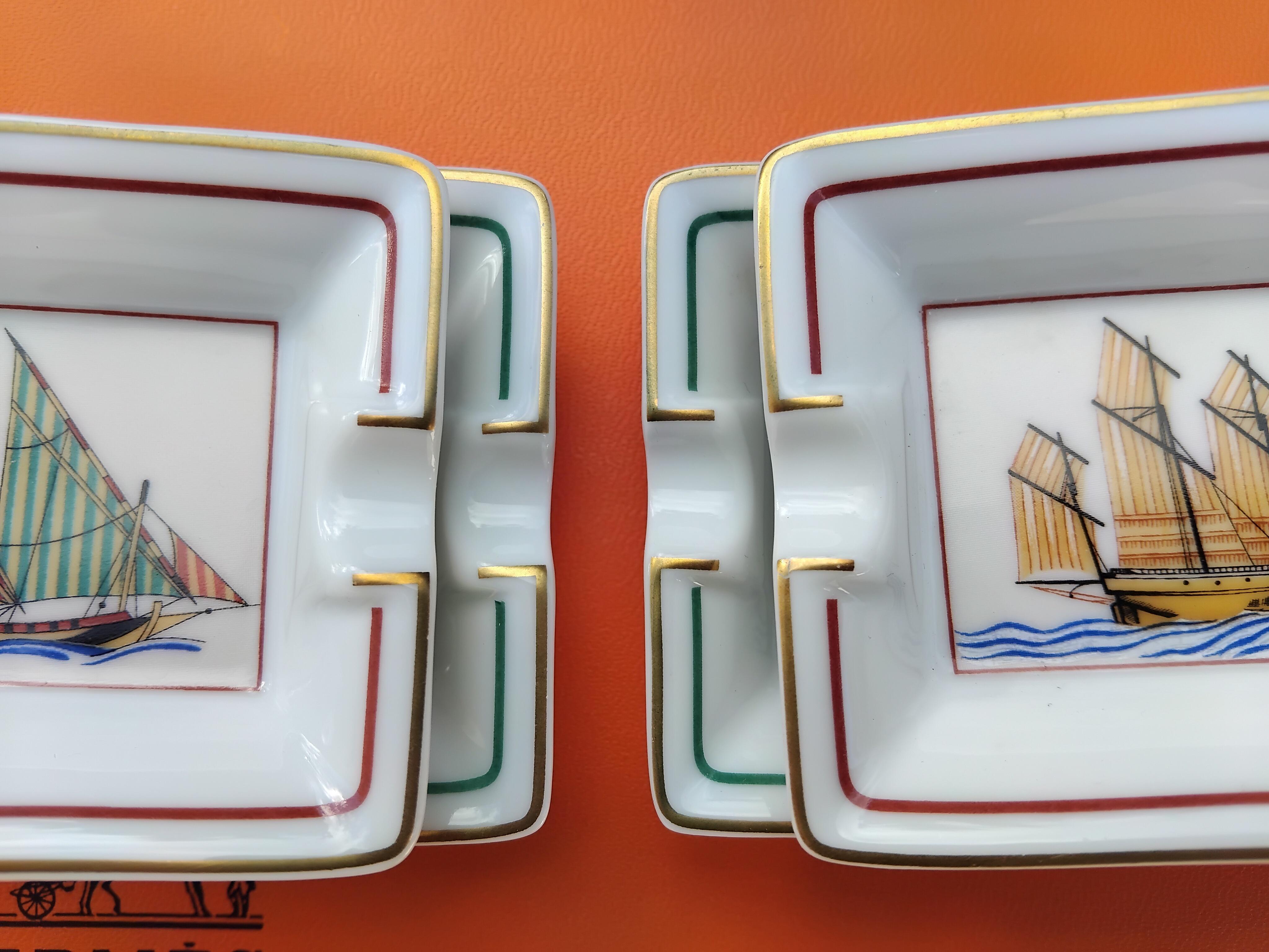 Hermès Paris 4 Mini Aschenbecher ändern Tabletts Segelboote Prints Marine Porzellan Gold im Angebot 8