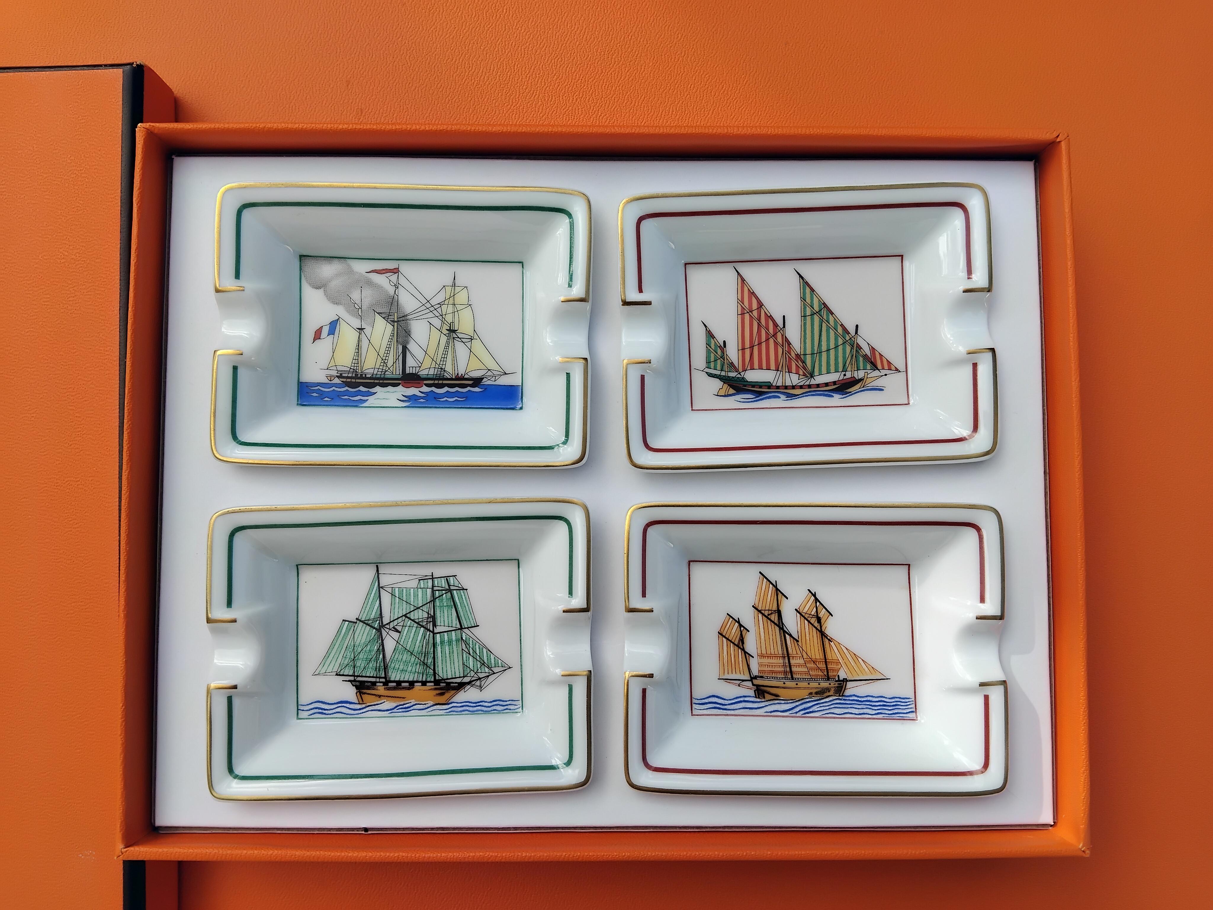 Hermès Paris 4 Mini Aschenbecher ändern Tabletts Segelboote Prints Marine Porzellan Gold im Angebot 11