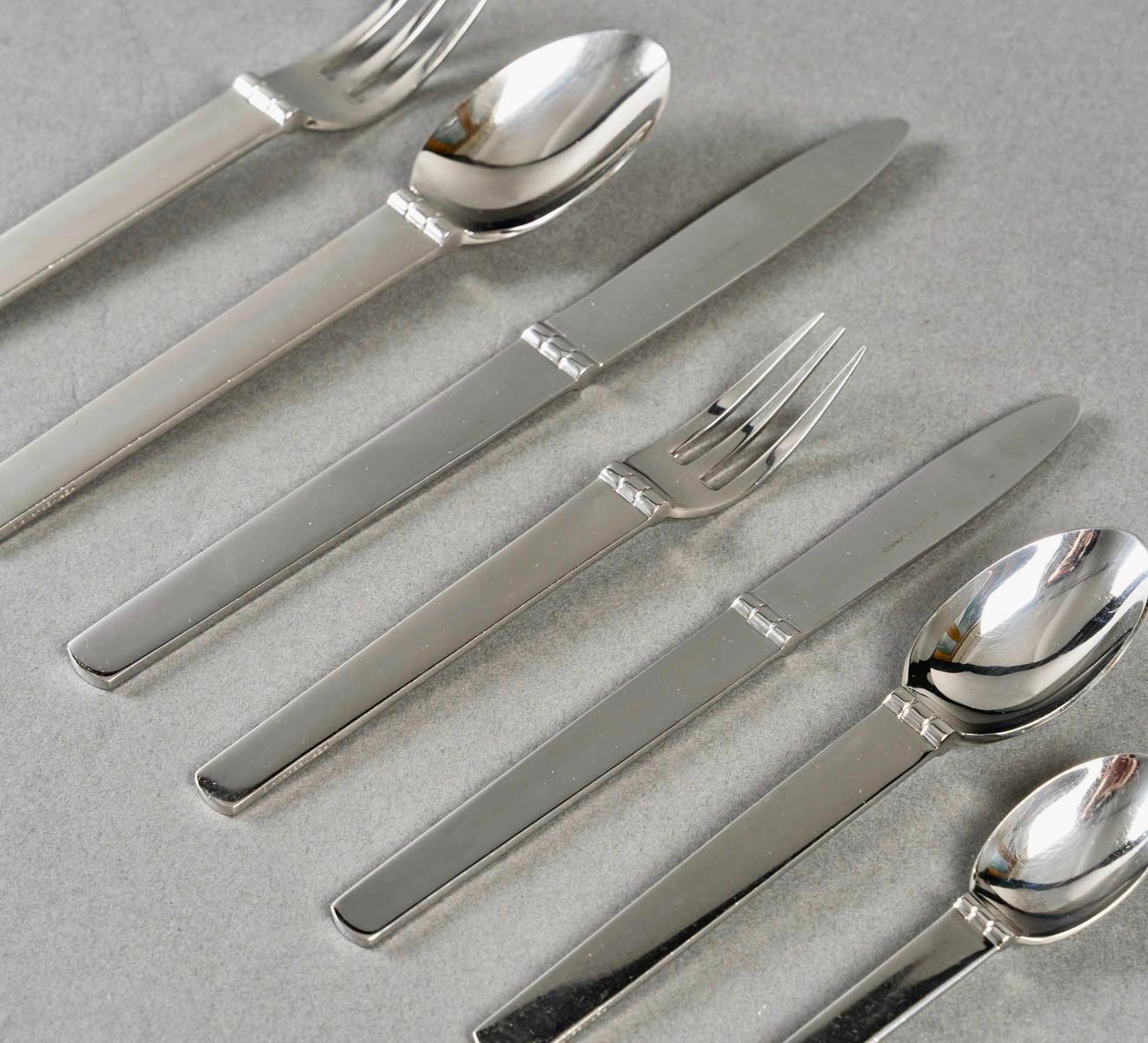 Hermès Paris - Art Deco Modernist Charniere Cutlery Flatware Set Stainless Steel In Good Condition In Boulogne Billancourt, FR
