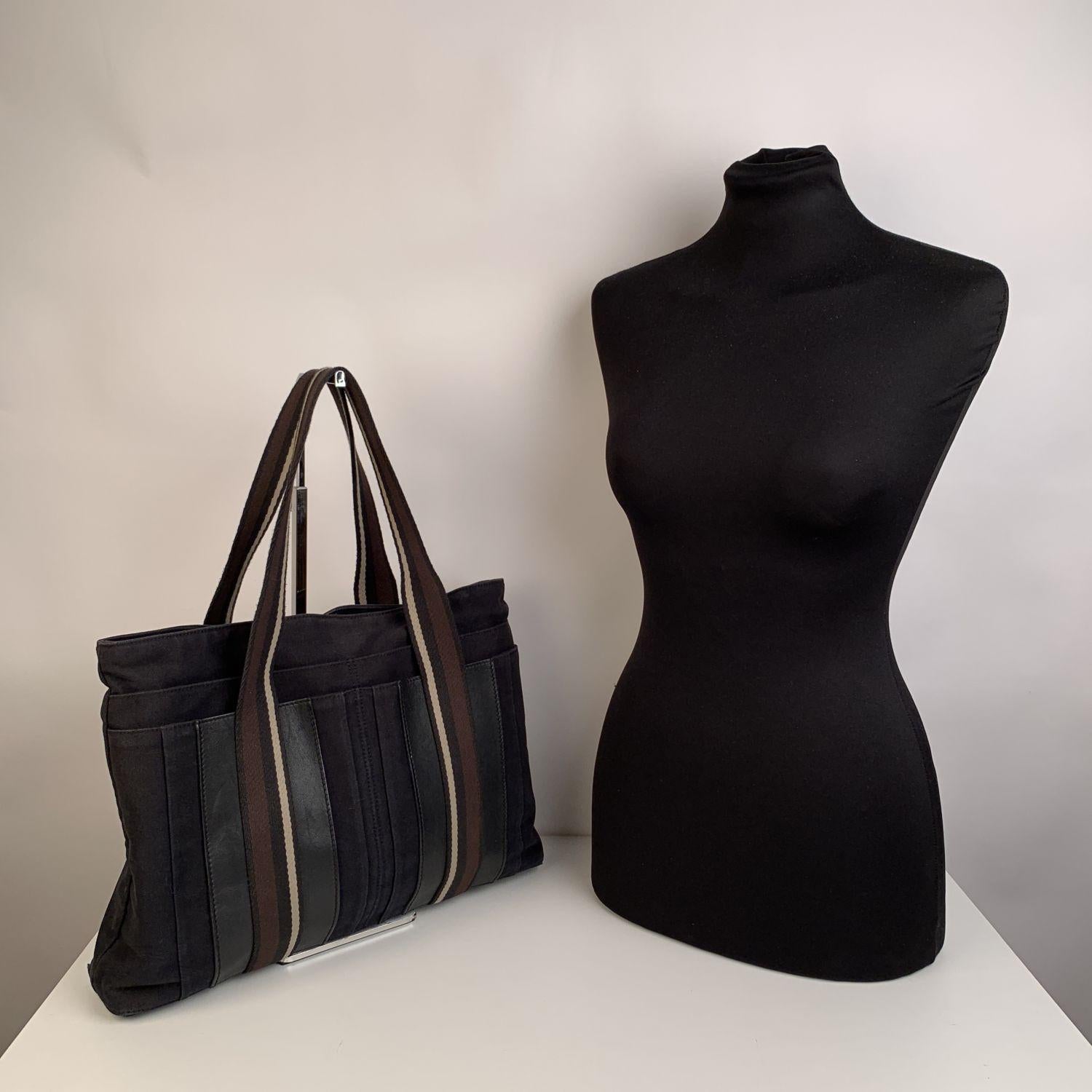 Hermes Paris Black Canvas Horizontal Troca MM Tote Bag Handbag In Excellent Condition In Rome, Rome