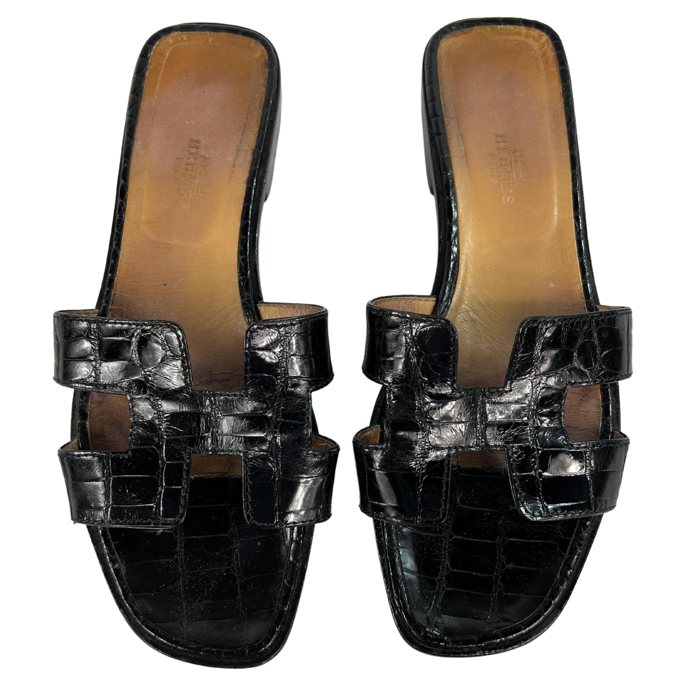 Hermès Paris Black Croc Leather Oran Flat Slide Sandals, Size 38.5 For Sale