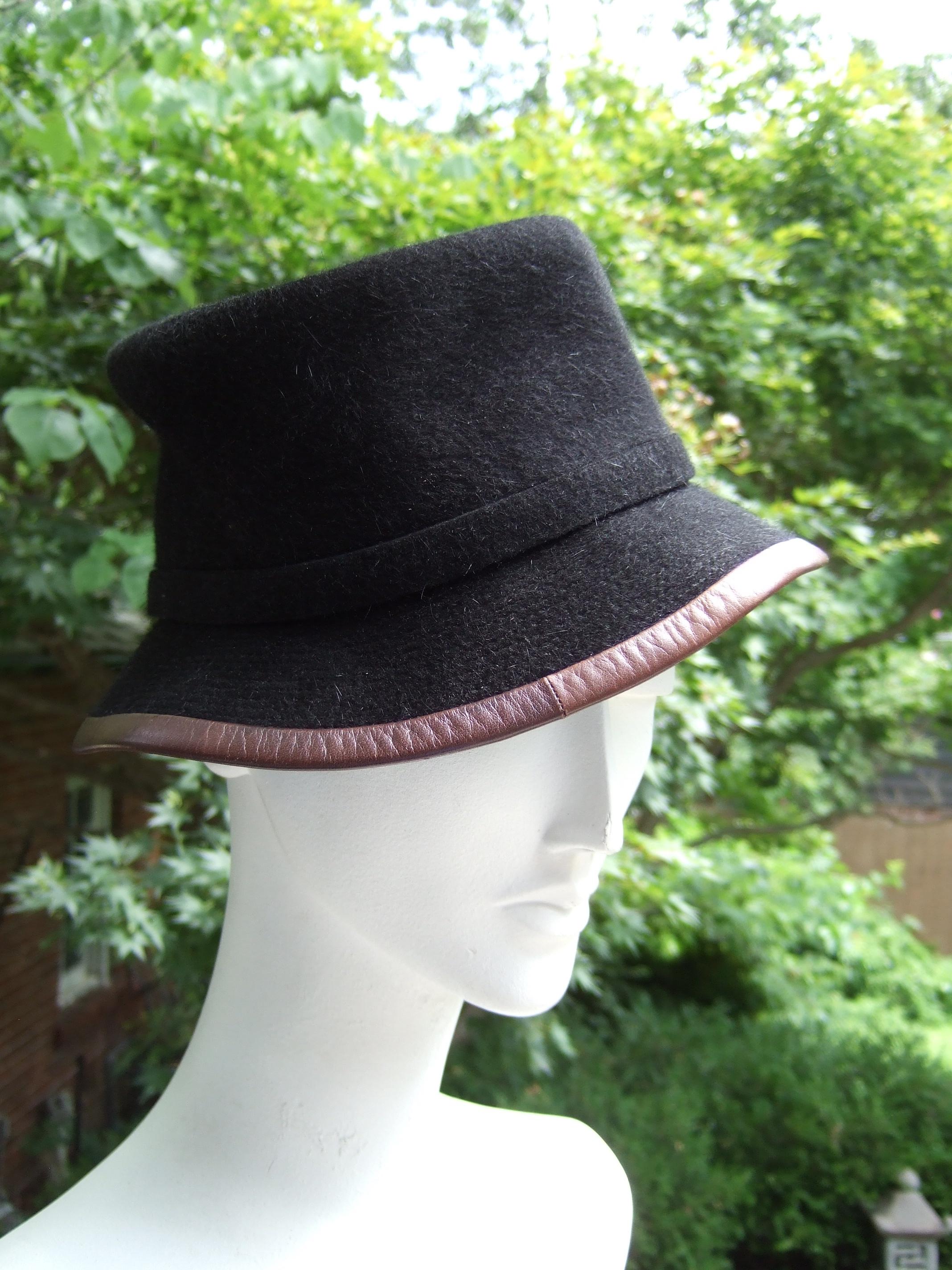 Hermes Paris Black Wool Leather Trim Hat Labeled Motsch Chapeaux Pour Hermes  For Sale 3