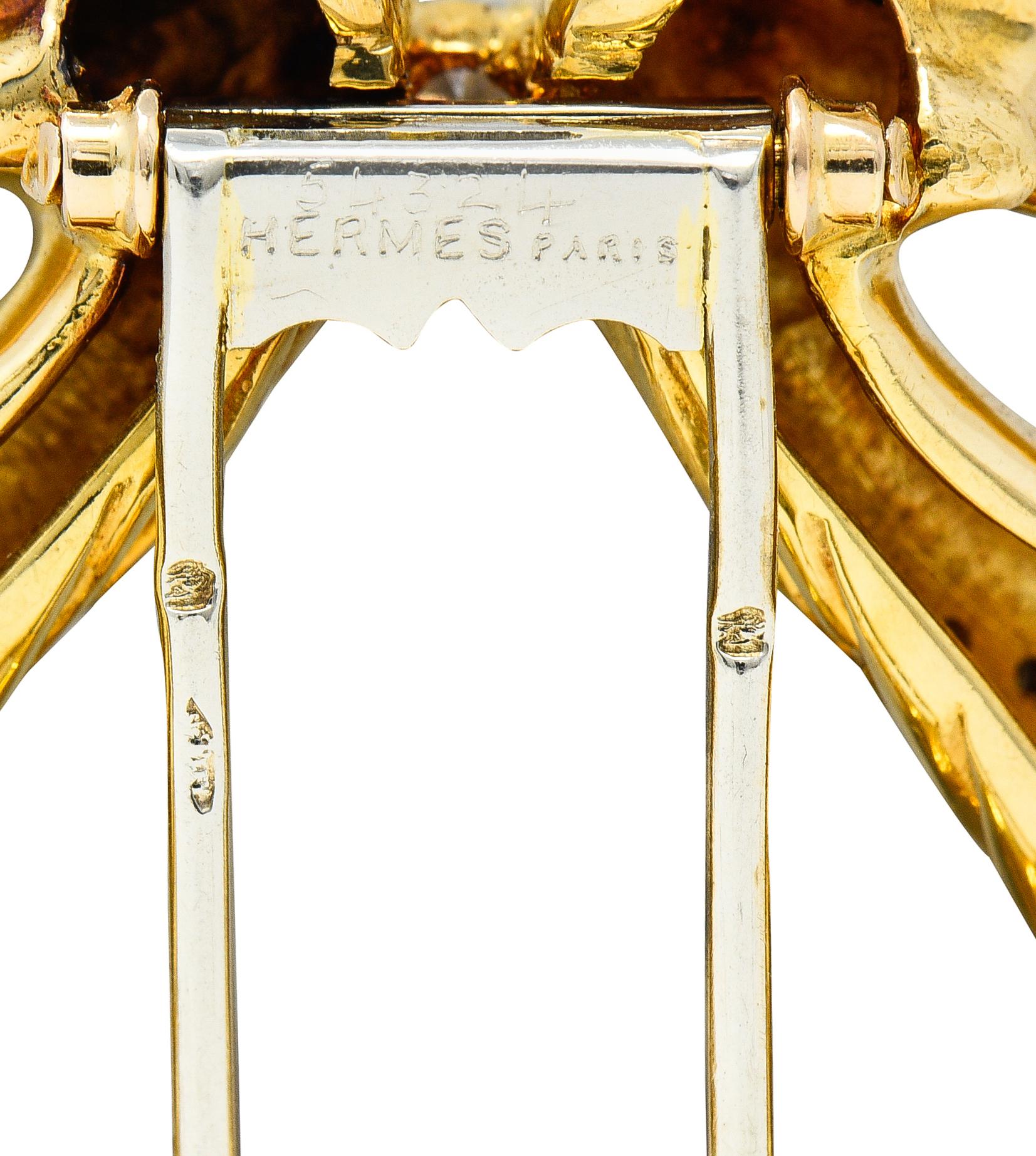 Women's or Men's Hermés Paris Diamond Malachite 18 Karat Gold Double Swan Bird Vintage Brooch