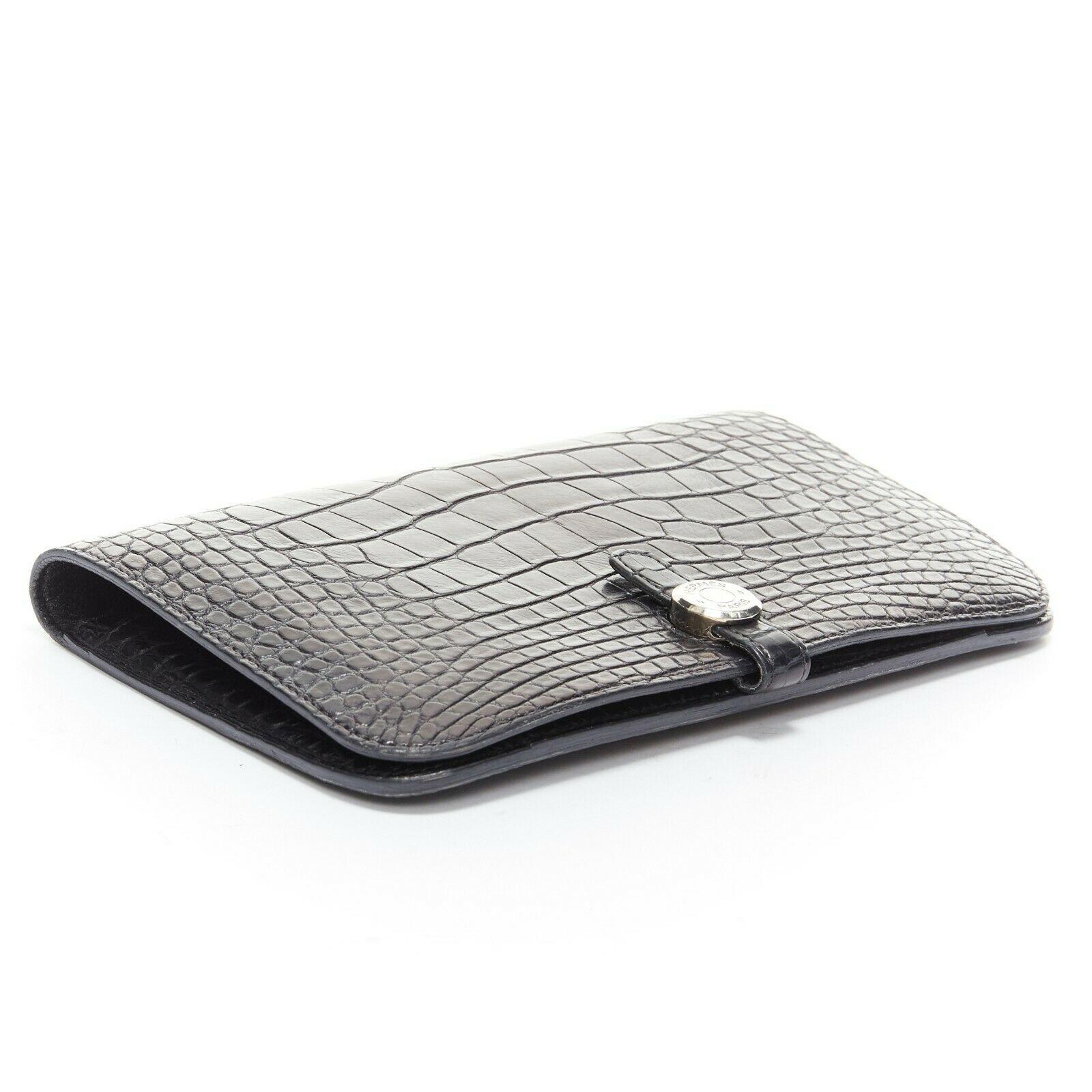 HERMES PARIS Dogon alligator crocodile leather palladium silver clutch wallet In Good Condition In Hong Kong, NT