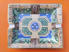 Hermès Paris French Garden Printed Cigar Ashtray Change Tray Porcelain Gold