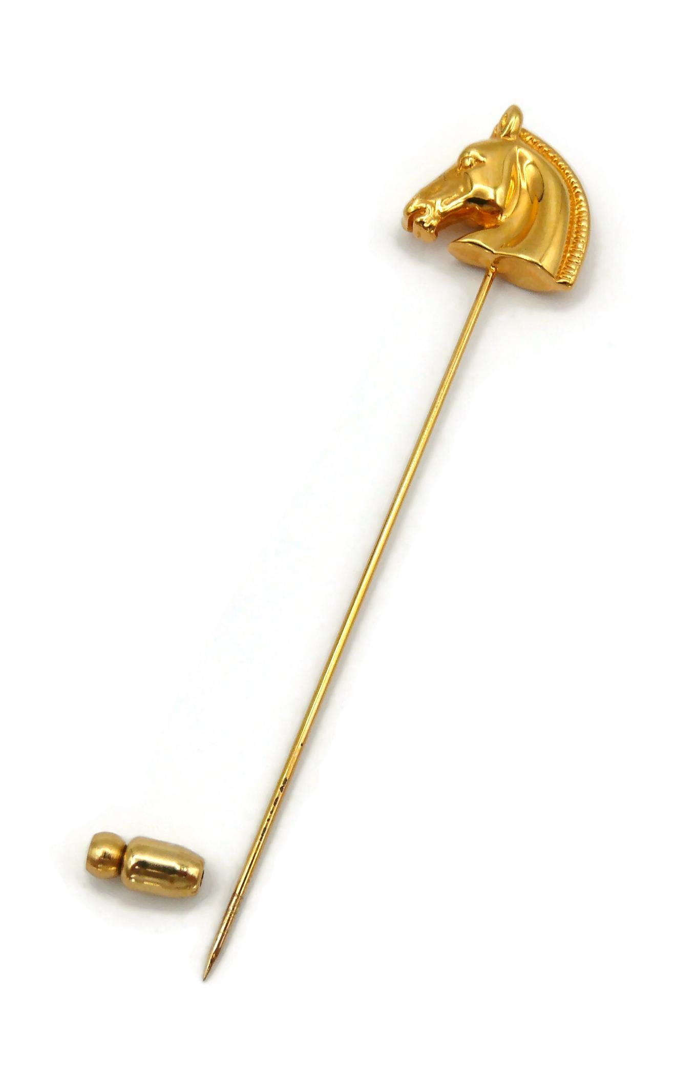 HERMES PARIS Gold Tone Horse Head Lapel Pin 4