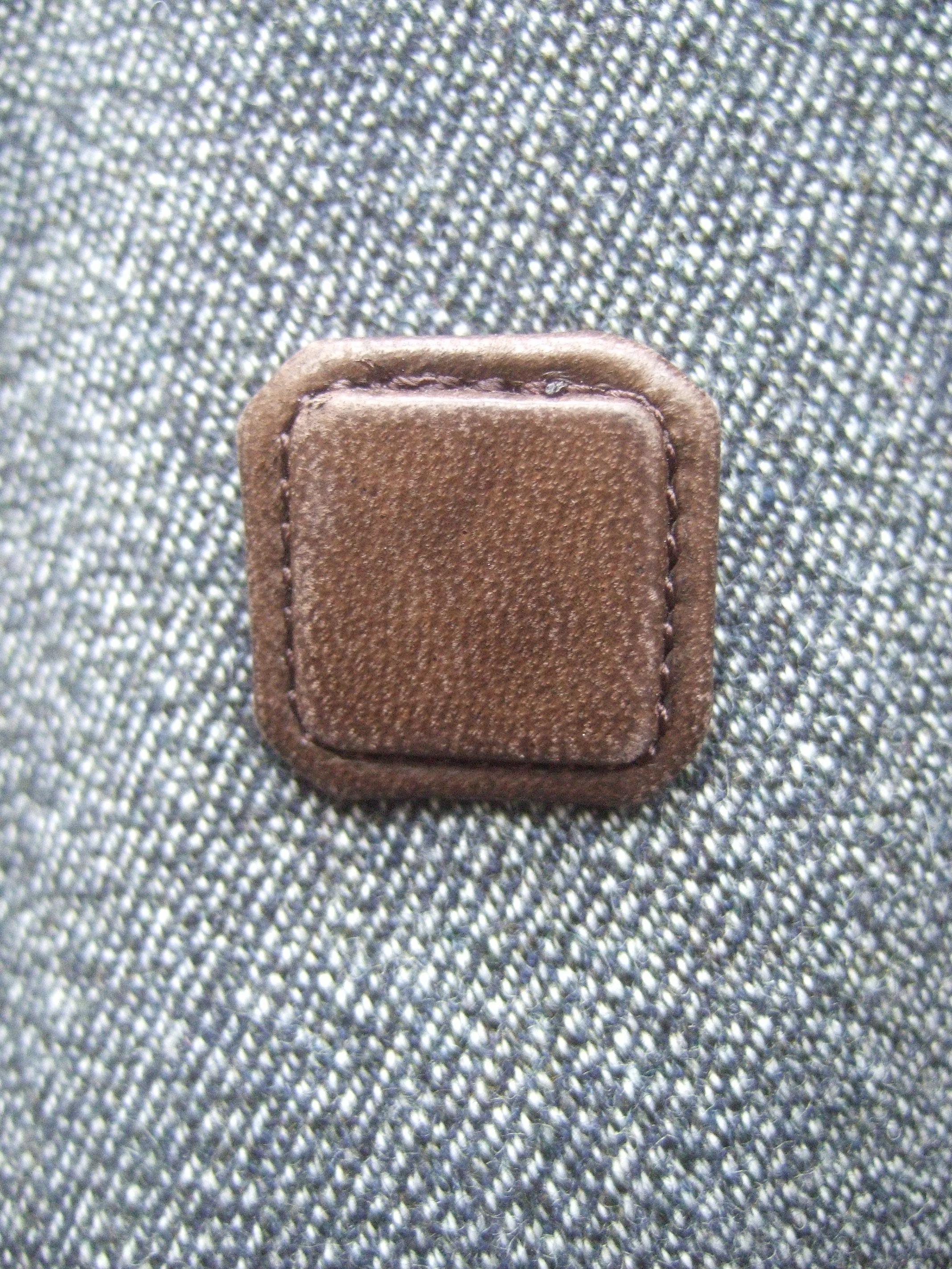 Hermes Paris Gray Heavy Gauge Wool Leather Trim Unisex Coat c 1970s  For Sale 2