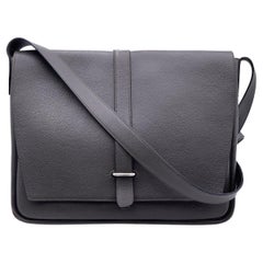 Steve Light Messenger Bag aus grauem Togo-Leder von Hermès Paris