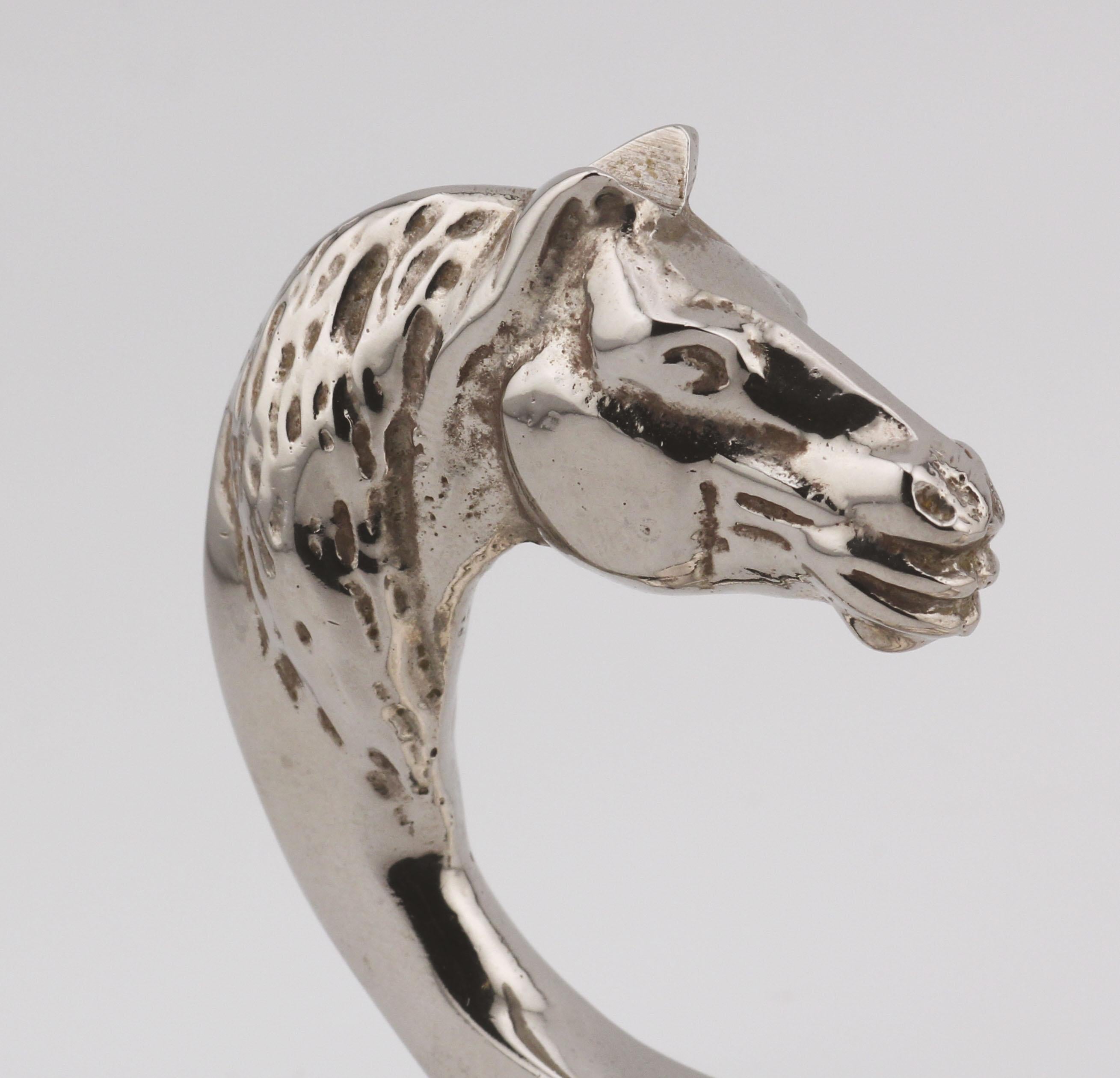 Ouvre-lettres Hermes Paris Motif Cheval en métal argenté en vente 2
