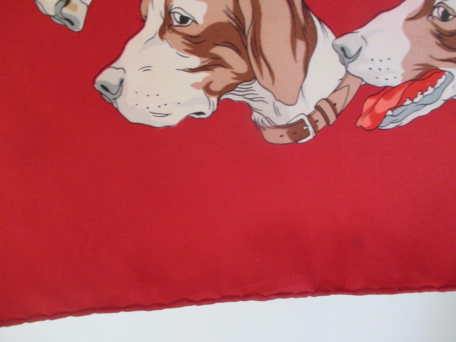 Hermes Paris Hunters Dogs Red Silk Scarf  In Good Condition In Amsterdam, NL