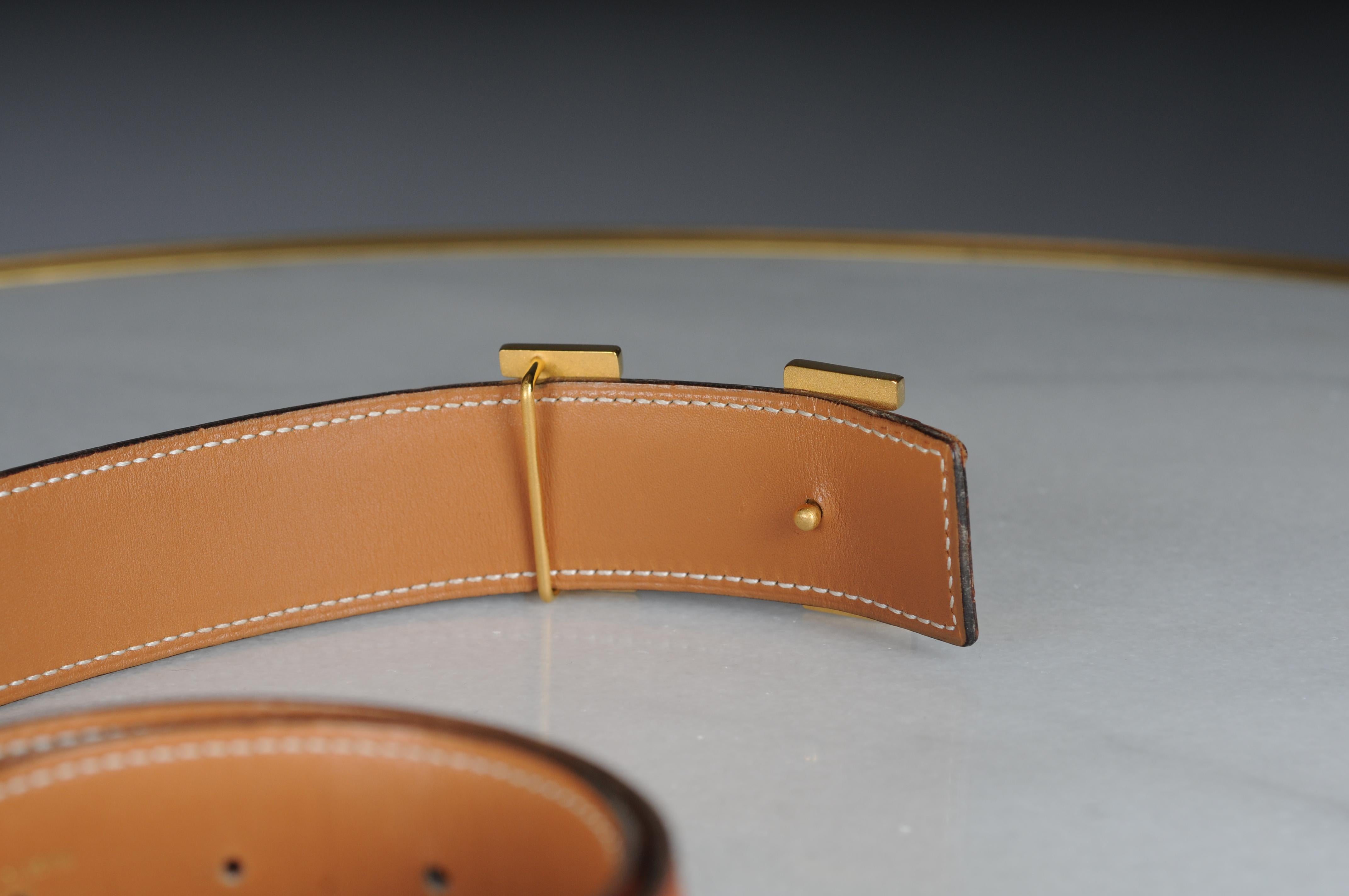 Hermes Paris interchangeable ostrich leather belt for  Gold H buckle belt For Sale 3