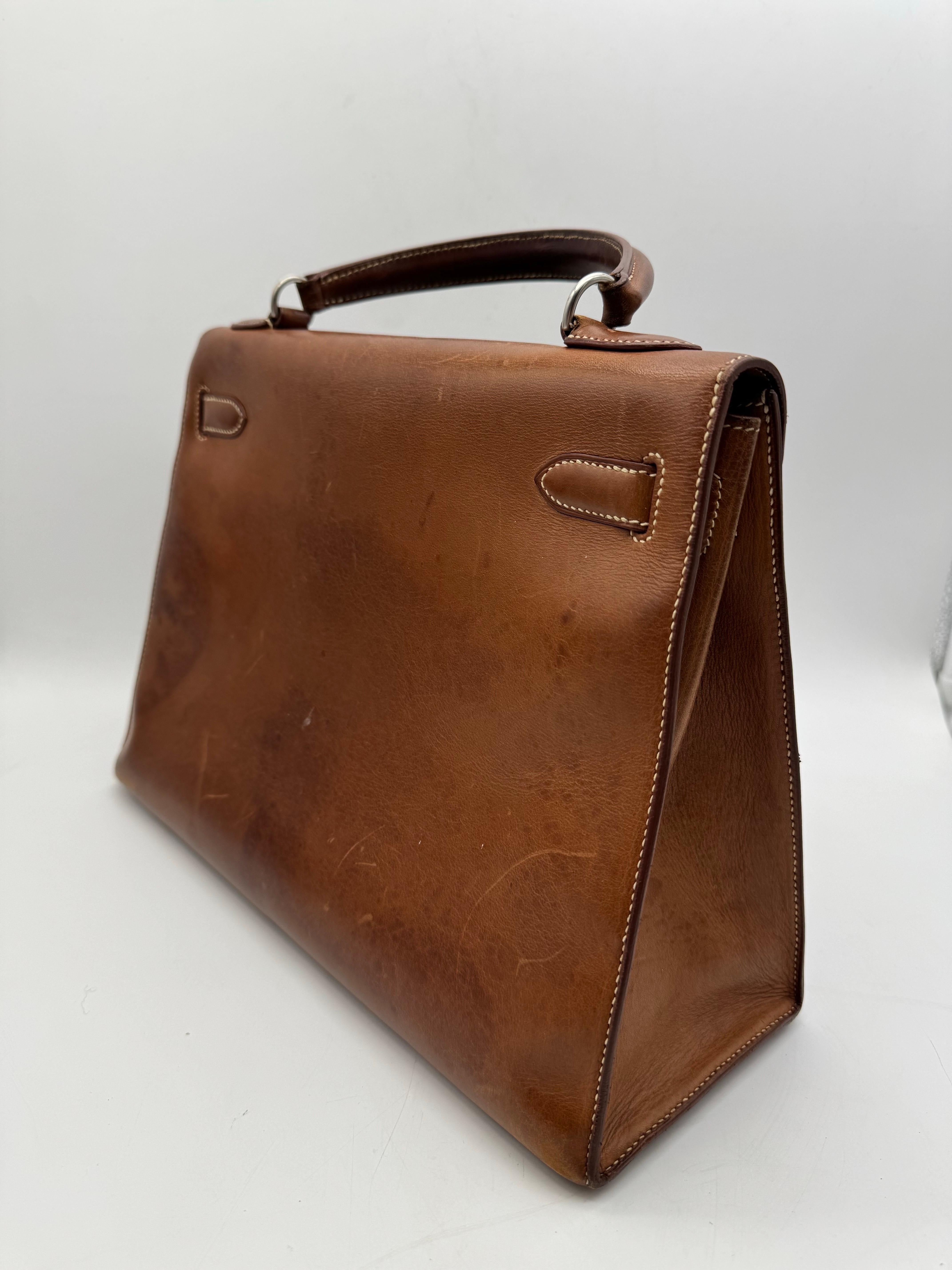 Hermes París Kelly 32 Bolso Vintage 1999 Caja Marrón Becerro en venta 3